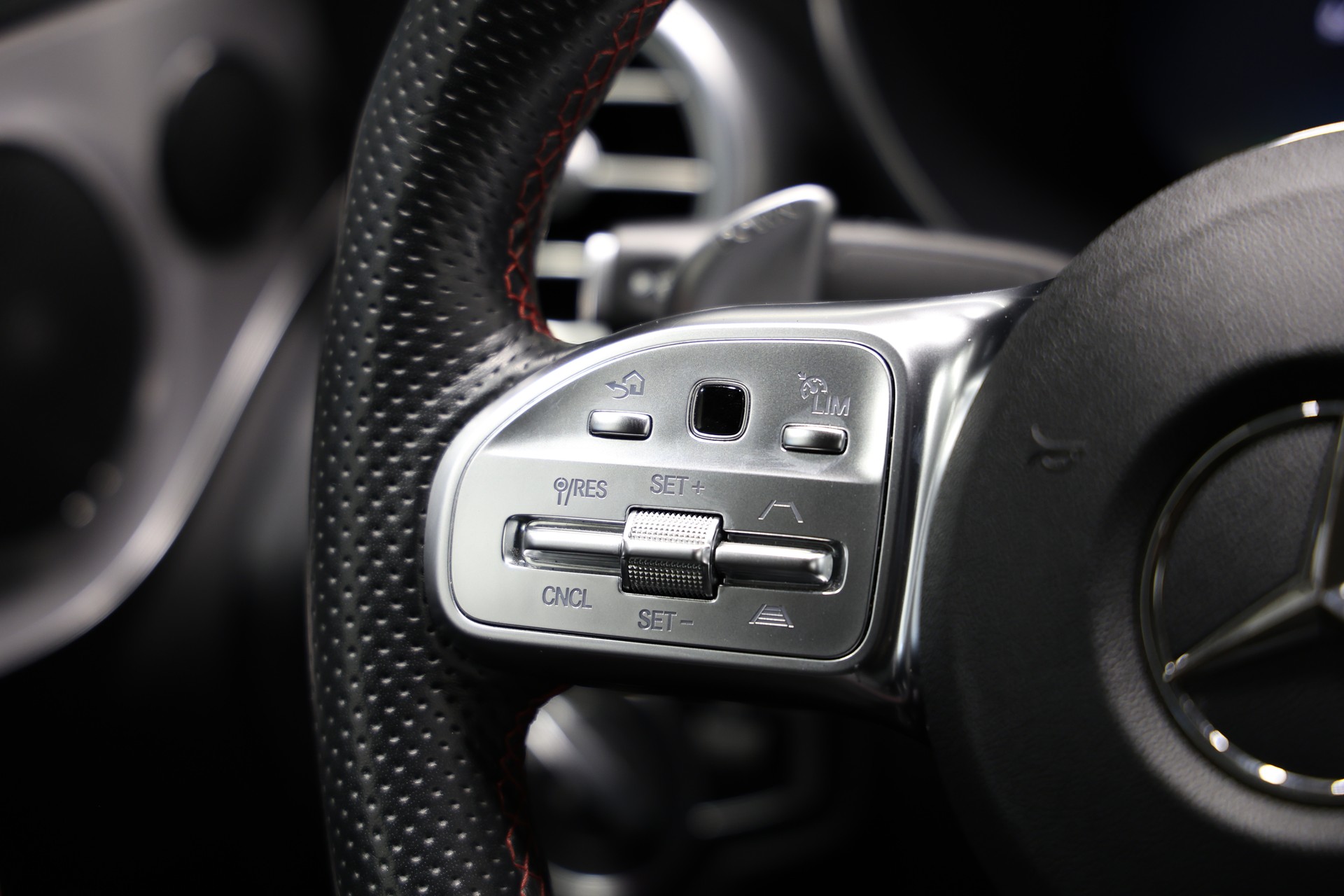 MERCEDES-BENZ C 43 AMG 4Matic Speedshift TCT 9G *CH-Fahrzeug*AMG Performance Abgasanlage*-image-22