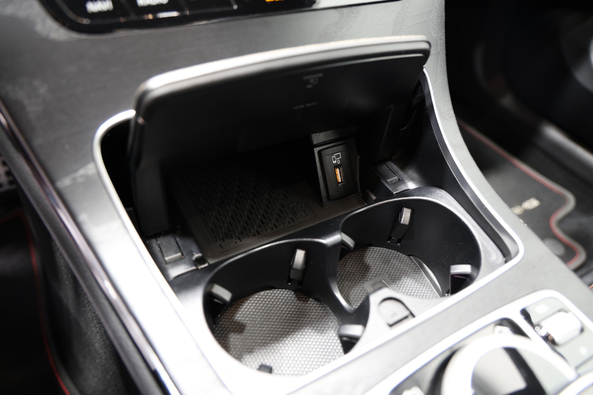 MERCEDES-BENZ C 43 AMG 4Matic Speedshift TCT 9G *CH-Fahrzeug*AMG Performance Abgasanlage*-image-24