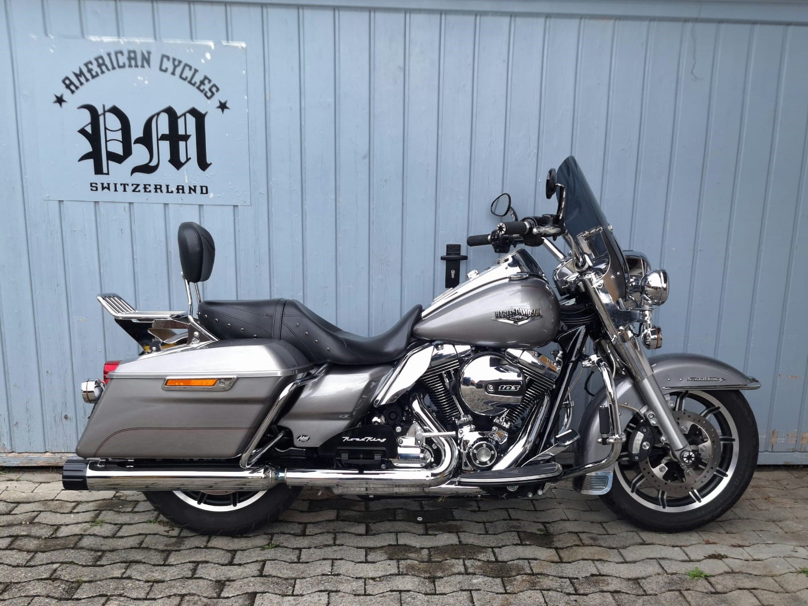 HARLEY-DAVIDSON FLHR Road King ABS