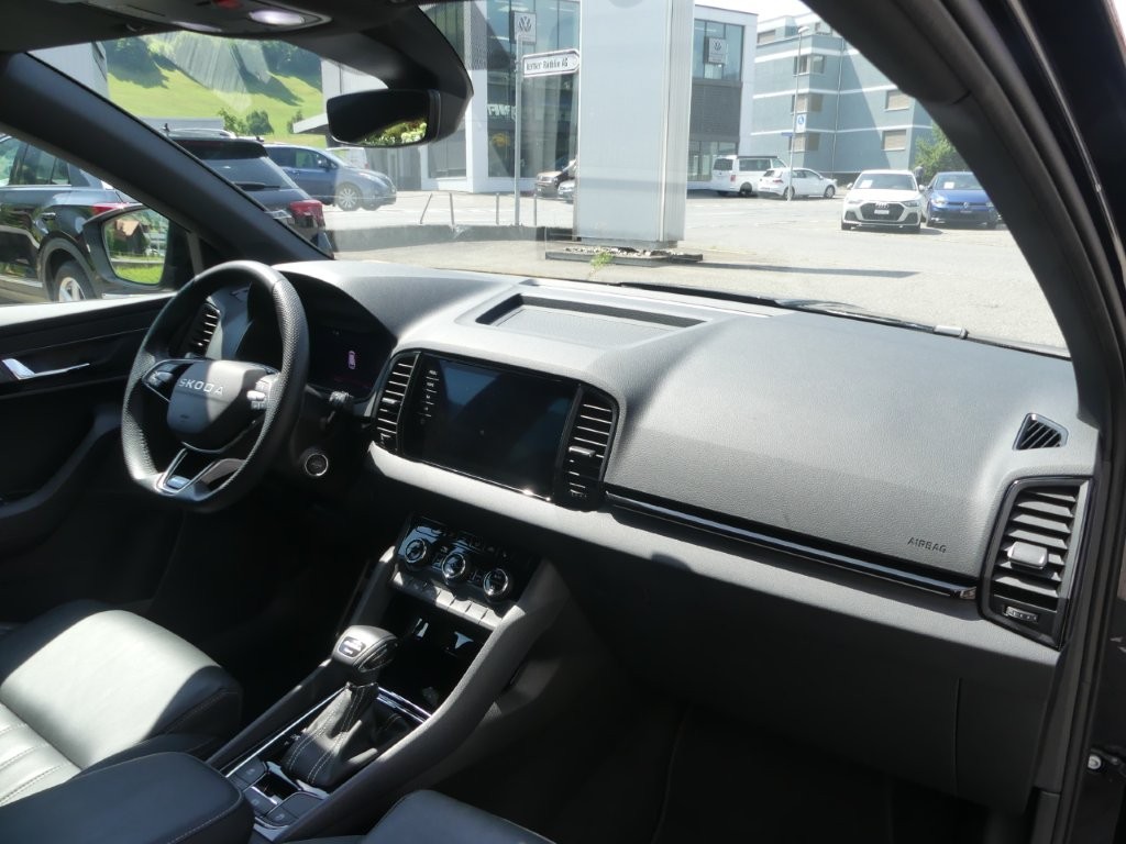 SKODA Karoq 2.0 TSI SportLine 4x4 DSG-image-8