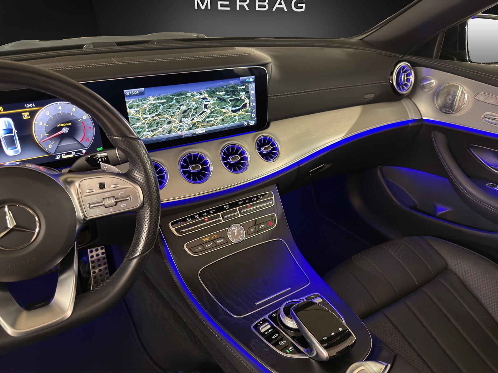 MERCEDES-BENZ E 450 Cabriolet AMG Line 4 Matic 9G-Tronic-image-17