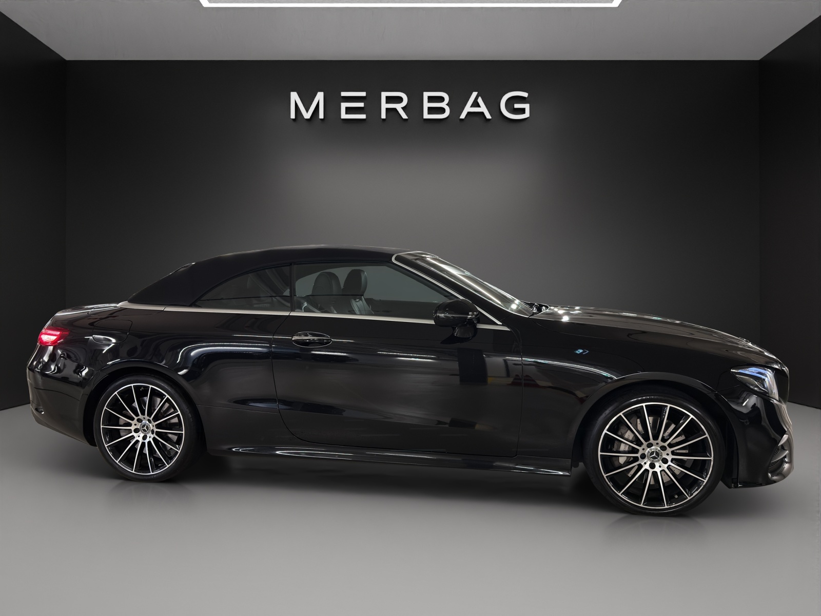 MERCEDES-BENZ E 450 Cabriolet AMG Line 4 Matic 9G-Tronic-image-7