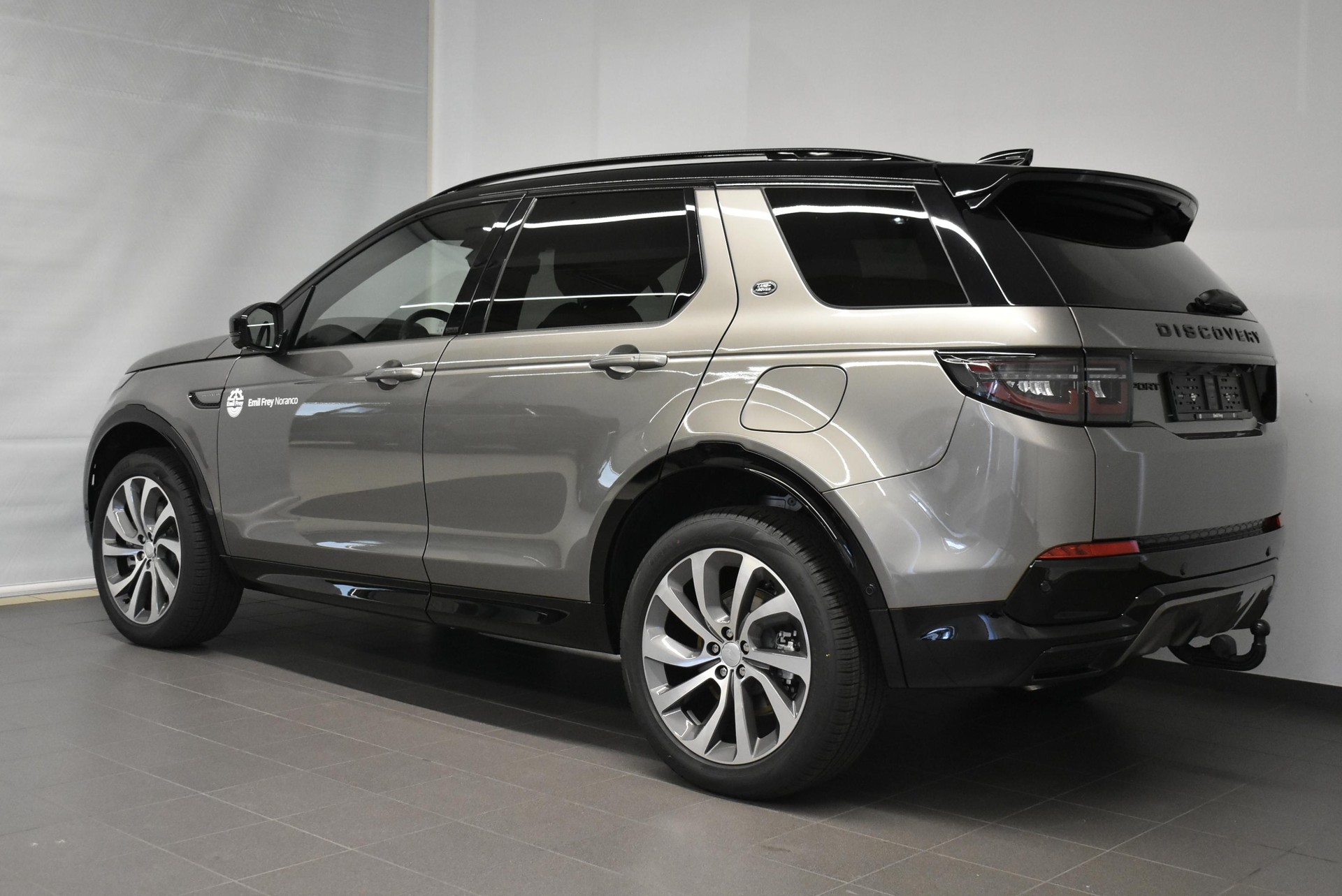 LAND ROVER Discovery Sport 1.5 T 270e Dynamic HSE-image-3