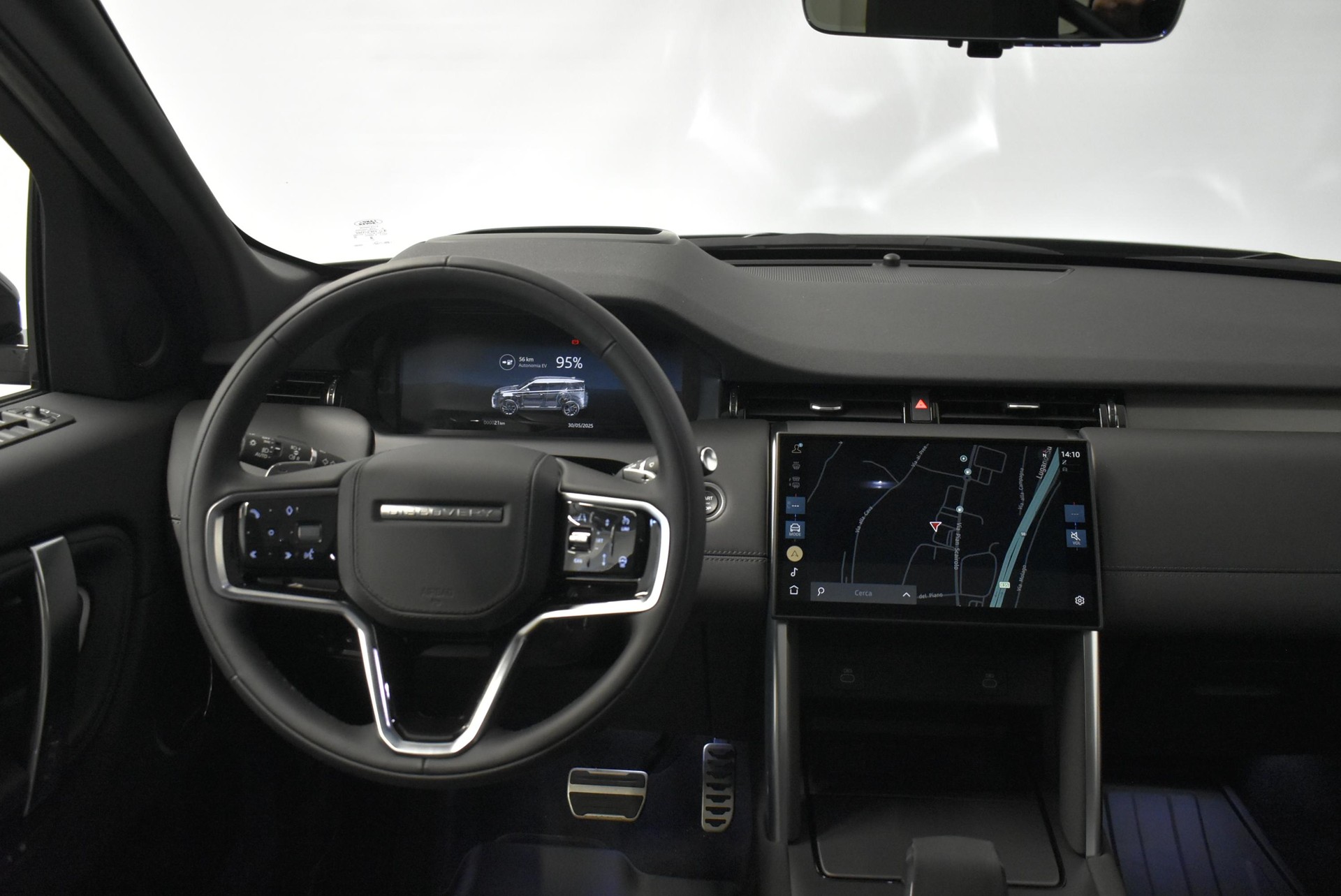 LAND ROVER Discovery Sport 1.5 T 270e Dynamic HSE-image-6