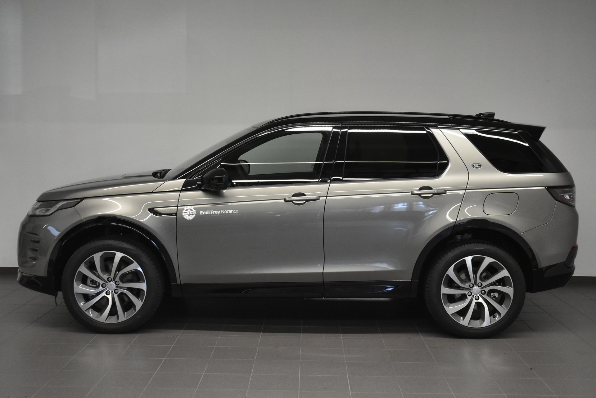 LAND ROVER Discovery Sport 1.5 T 270e Dynamic HSE-image-2