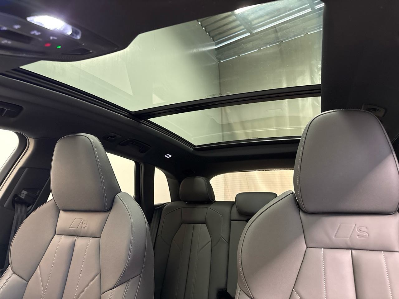 AUDI Q5 TFSI quattro 150 kW S-tronic S-Line-image-6