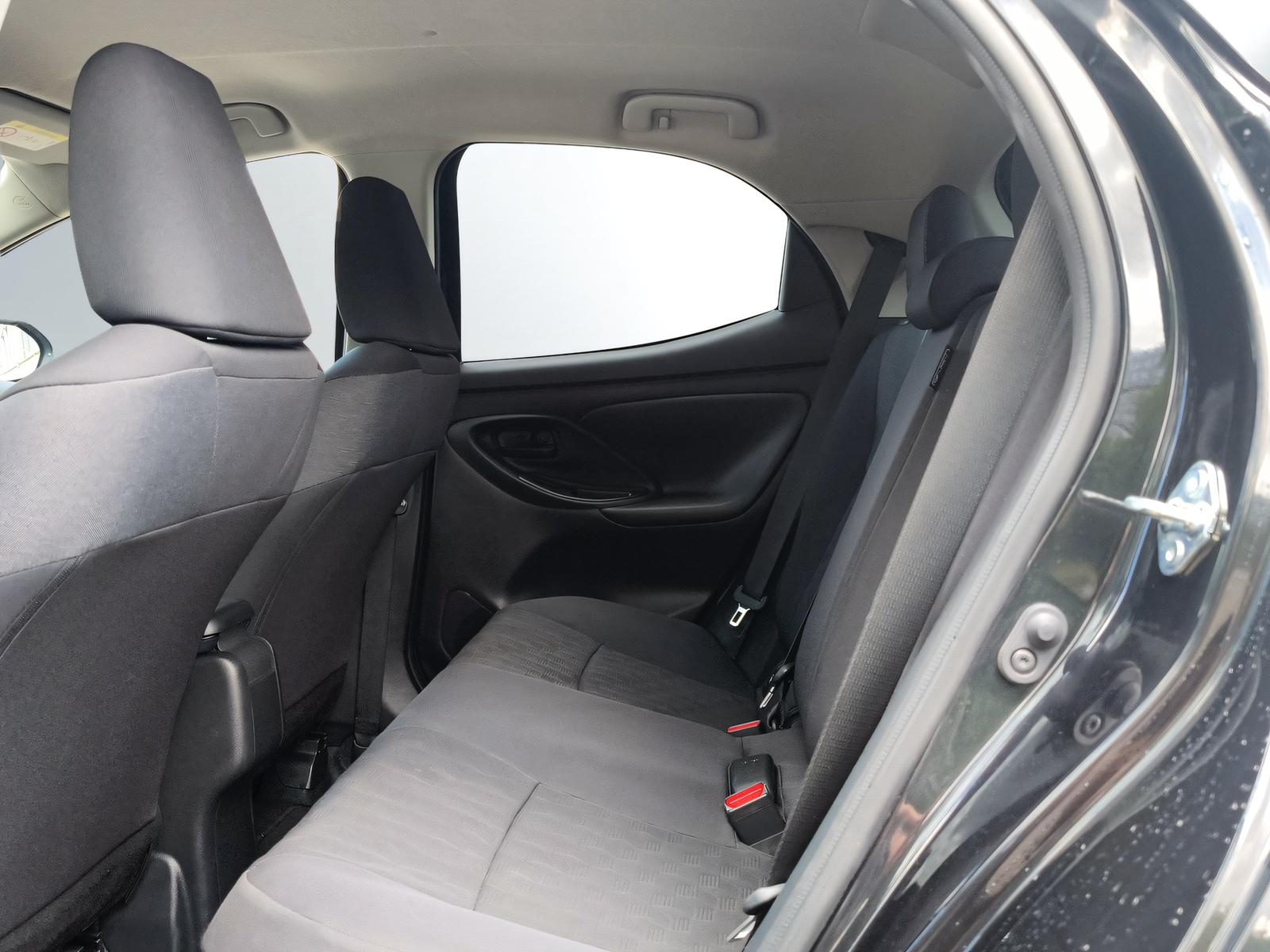 TOYOTA Yaris 1.5 VVT-i HSD Trend-image-9