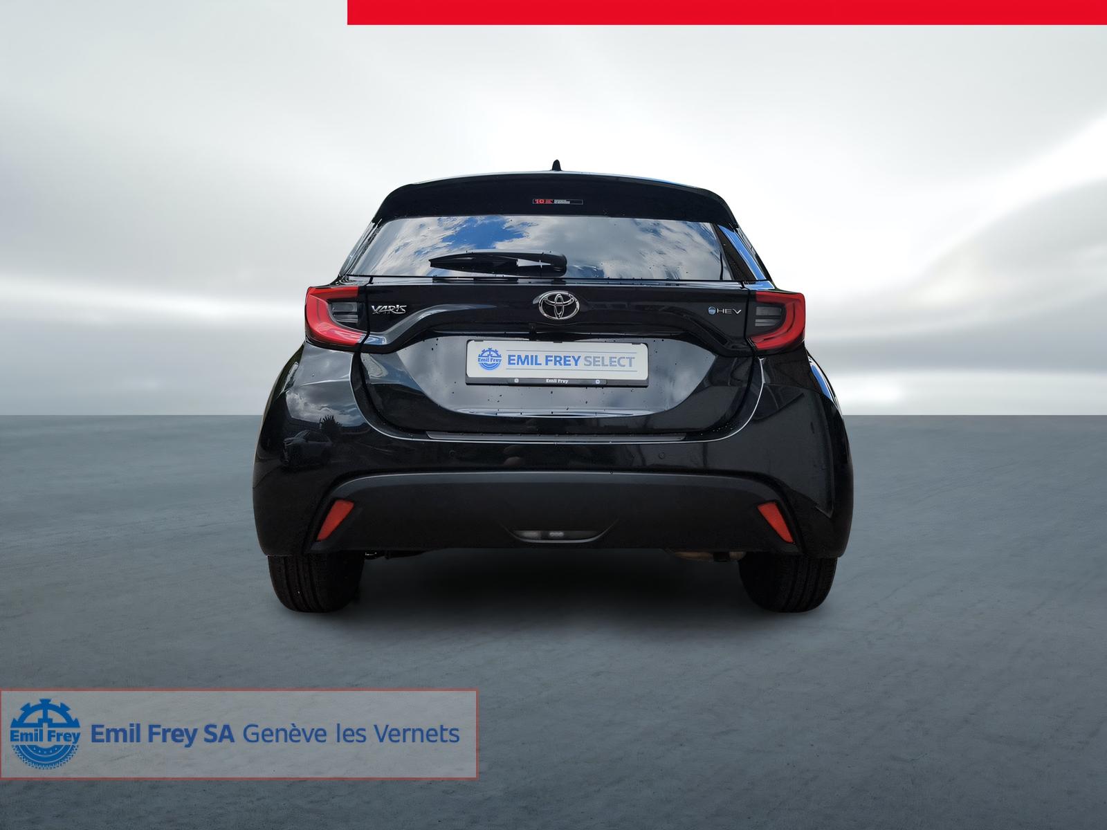 TOYOTA Yaris 1.5 VVT-i HSD Trend-image-10