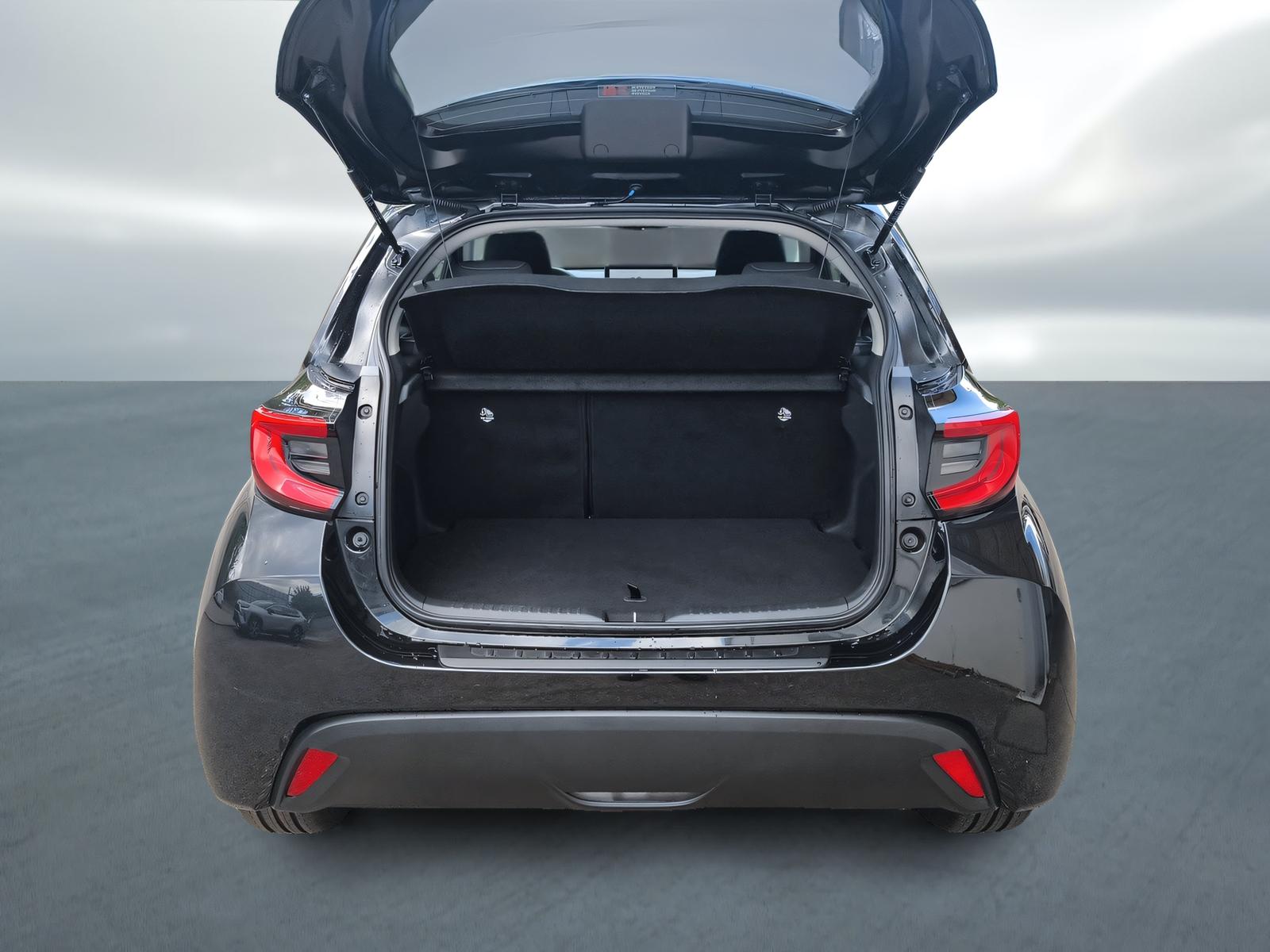 TOYOTA Yaris 1.5 VVT-i HSD Trend-image-11