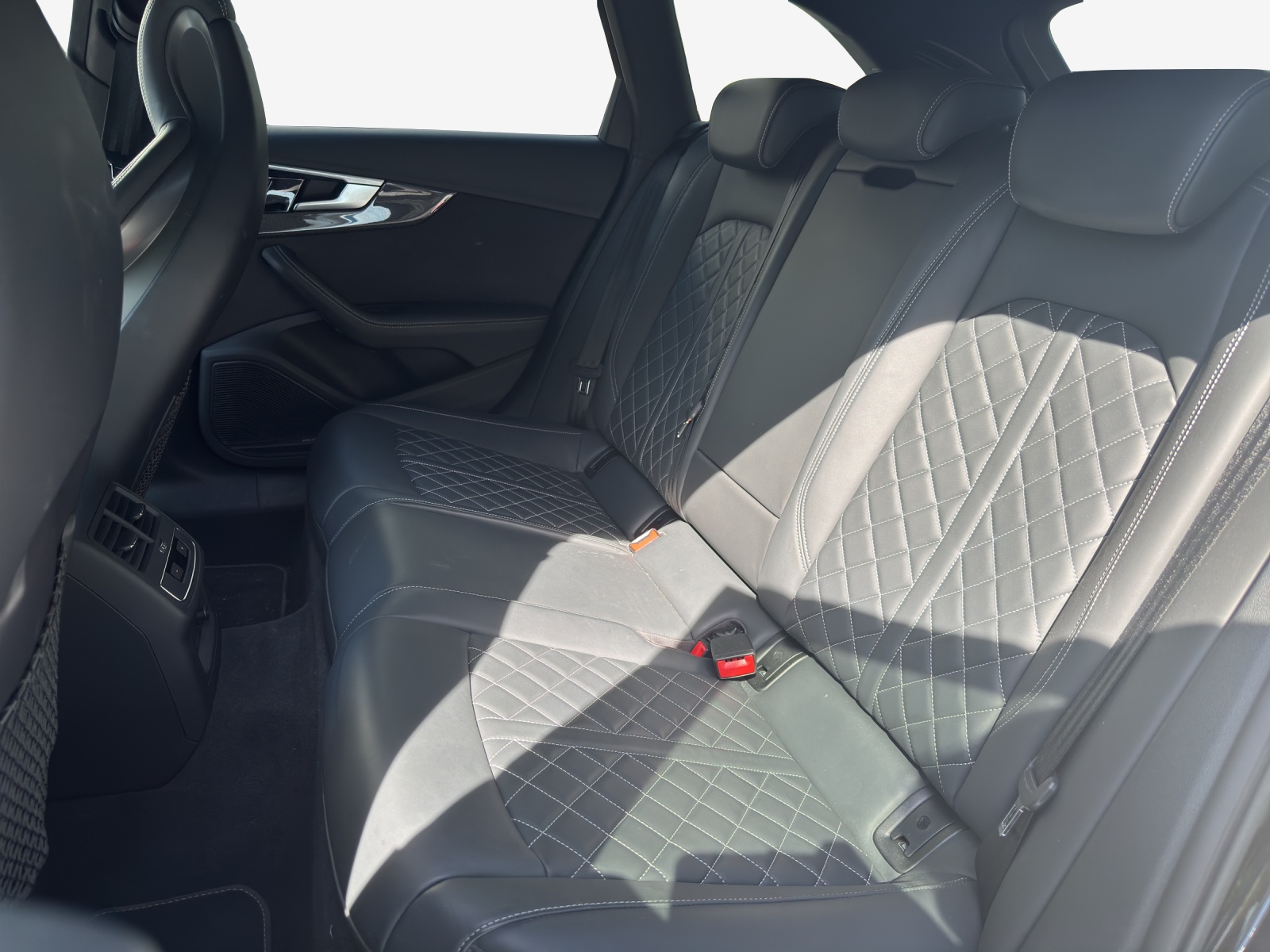 AUDI S4 Avant 3.0 TDI quattro tiptronic-image-11