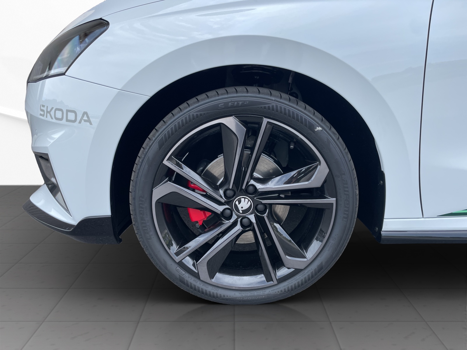 SKODA Fabia 1.5 TSI Motorsport DSG-image-15