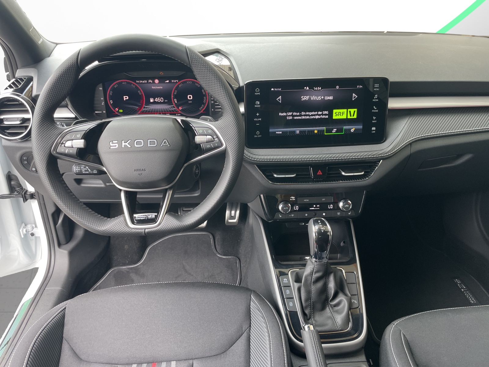 SKODA Fabia 1.5 TSI Motorsport DSG-image-9