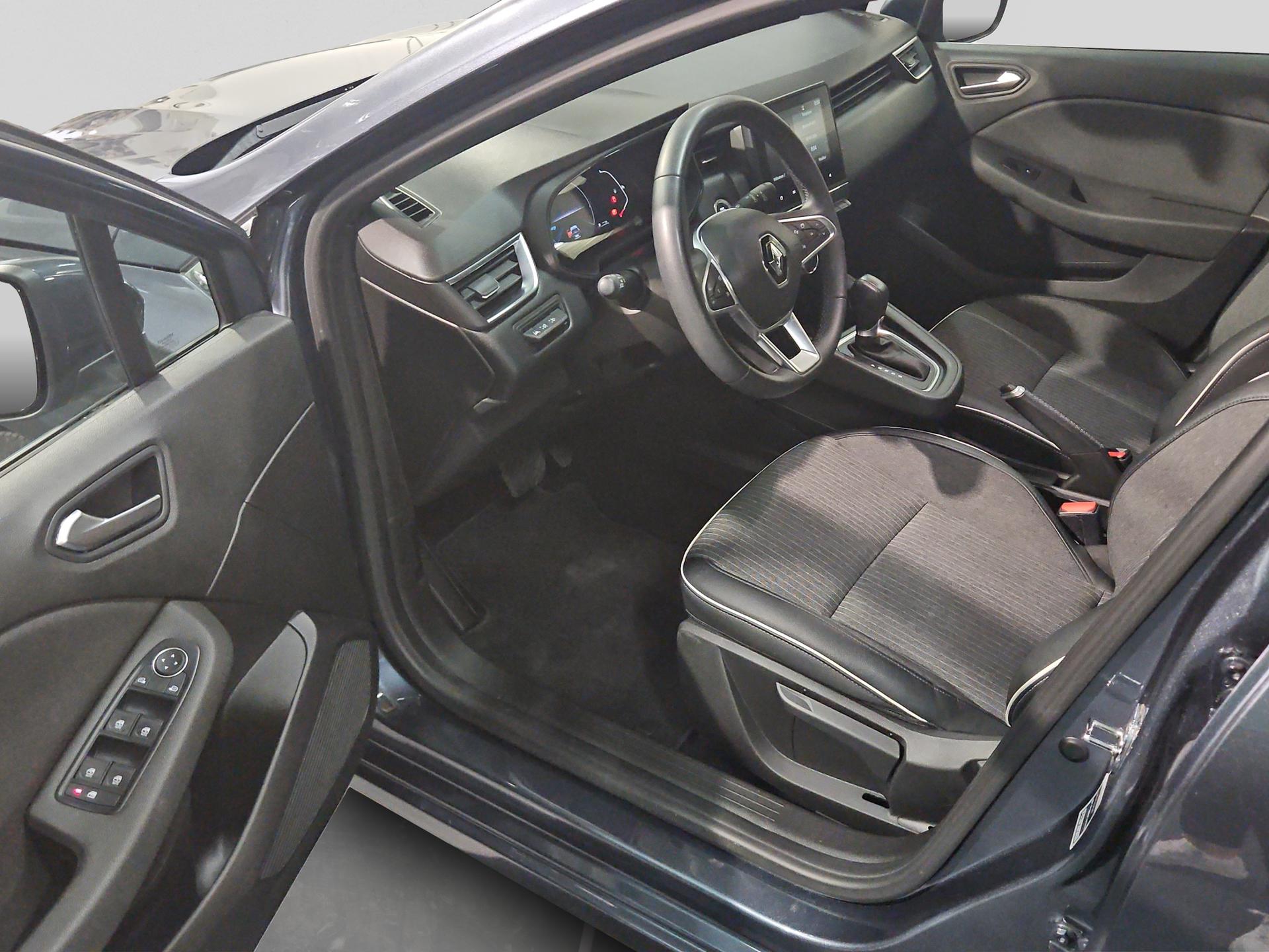RENAULT Clio 1.6 E-Tech Intens-image-22