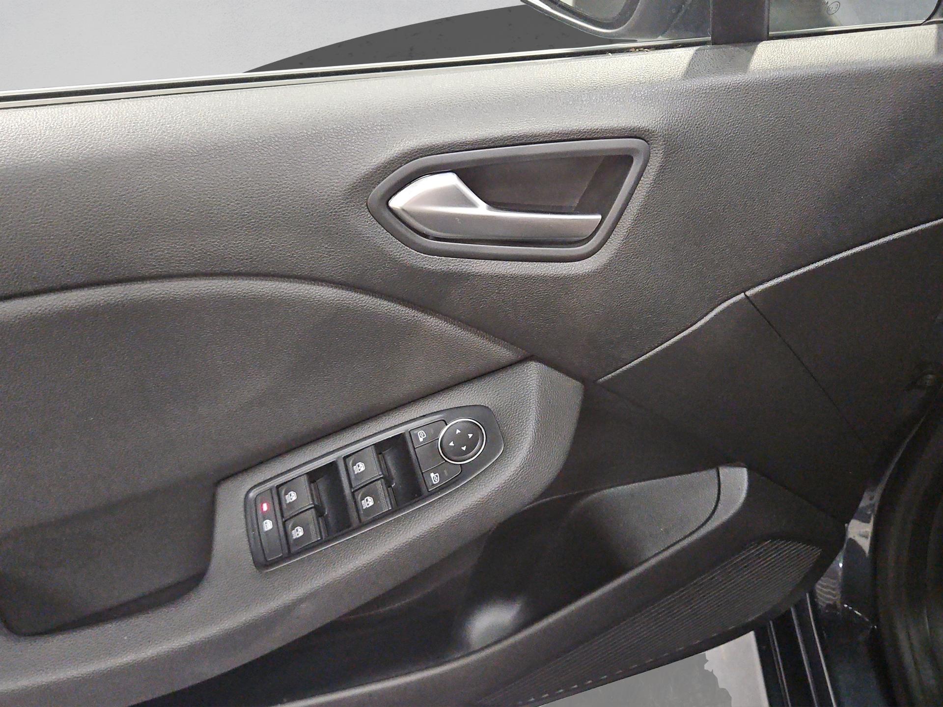 RENAULT Clio 1.6 E-Tech Intens-image-18