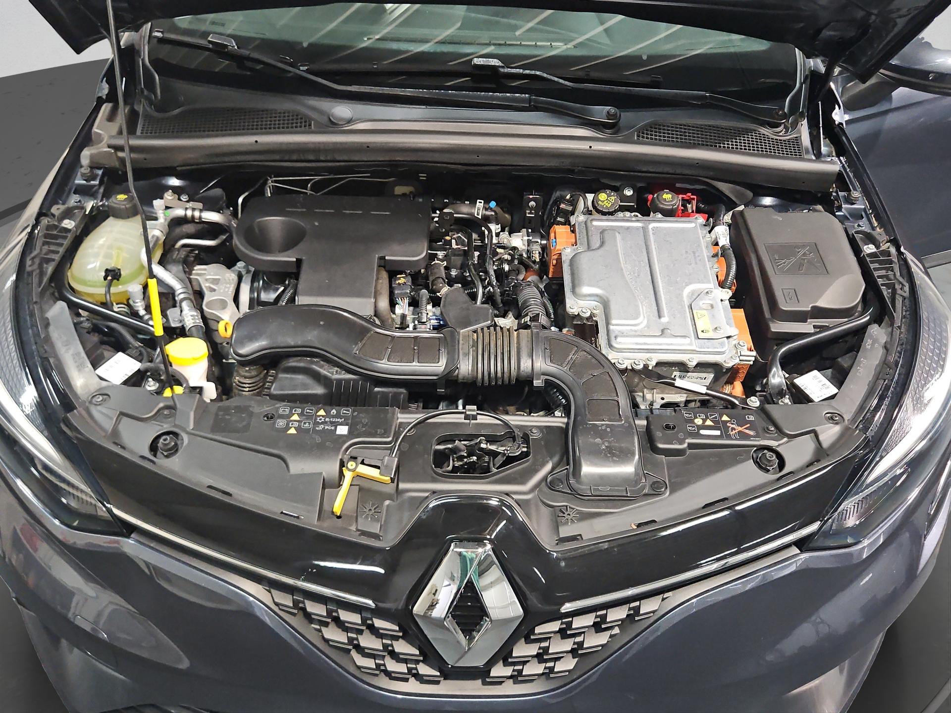 RENAULT Clio 1.6 E-Tech Intens-image-23