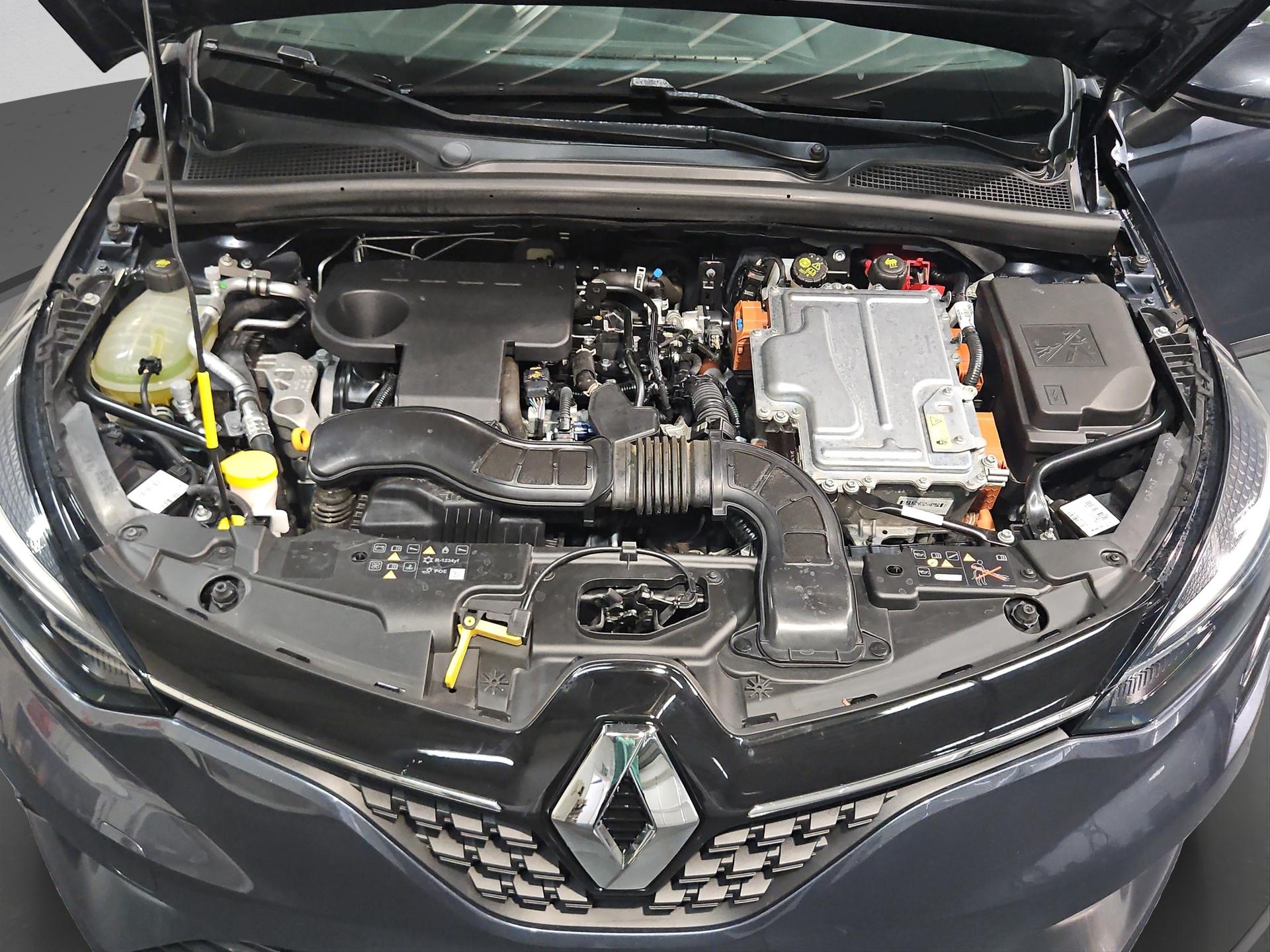RENAULT Clio 1.6 E-Tech Intens-image-23