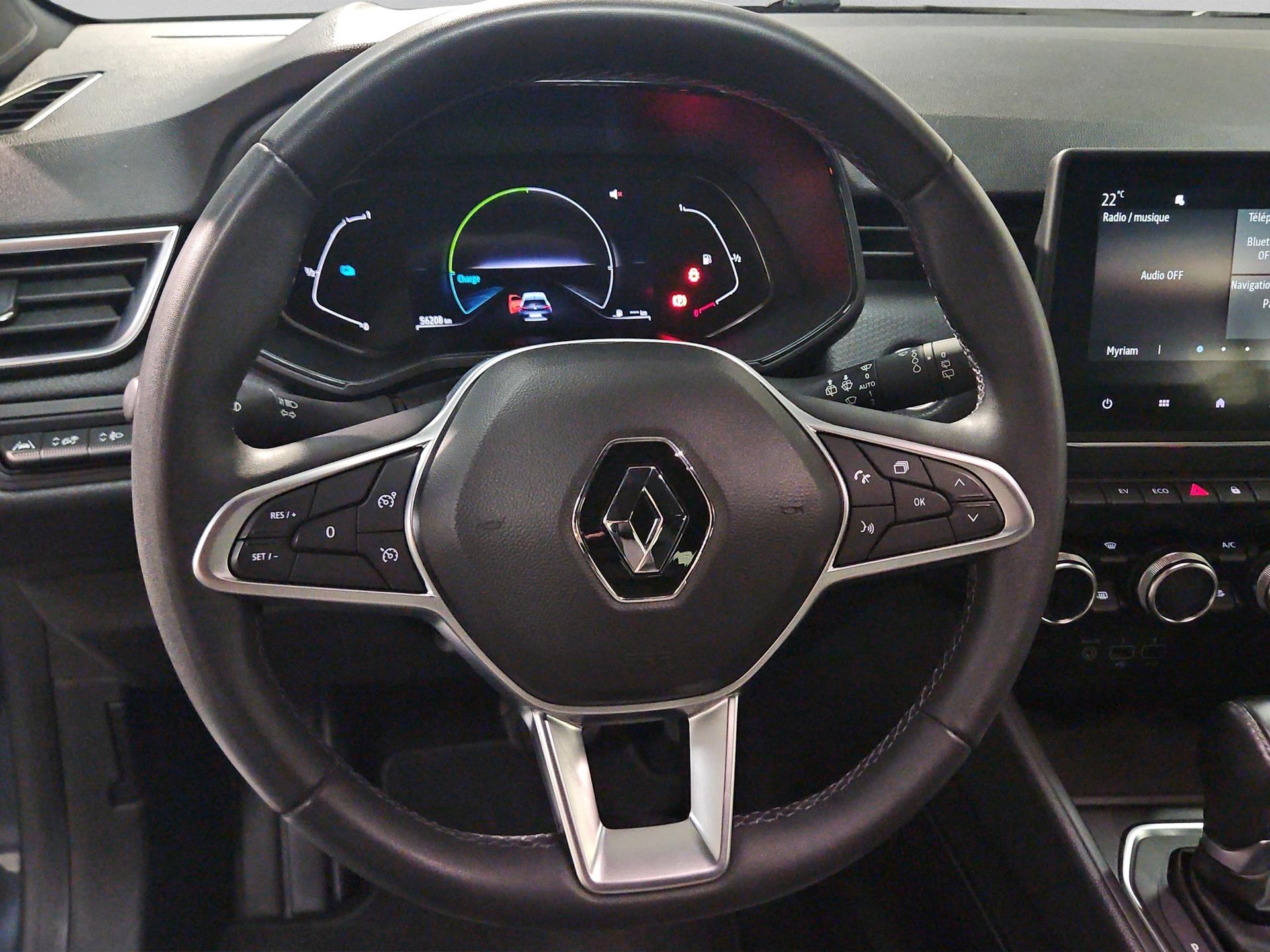 RENAULT Clio 1.6 E-Tech Intens-image-9