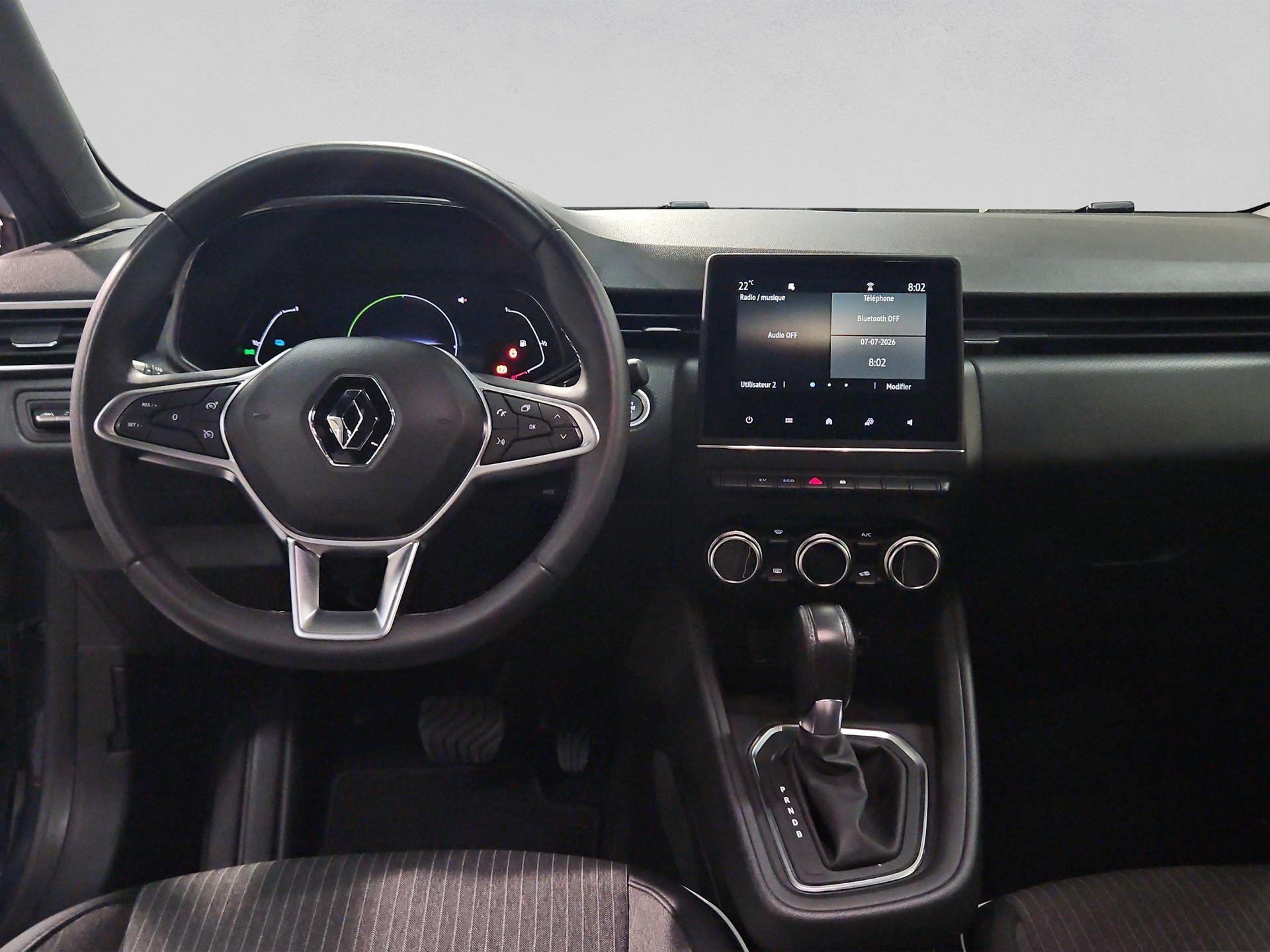 RENAULT Clio 1.6 E-Tech Intens-image-13