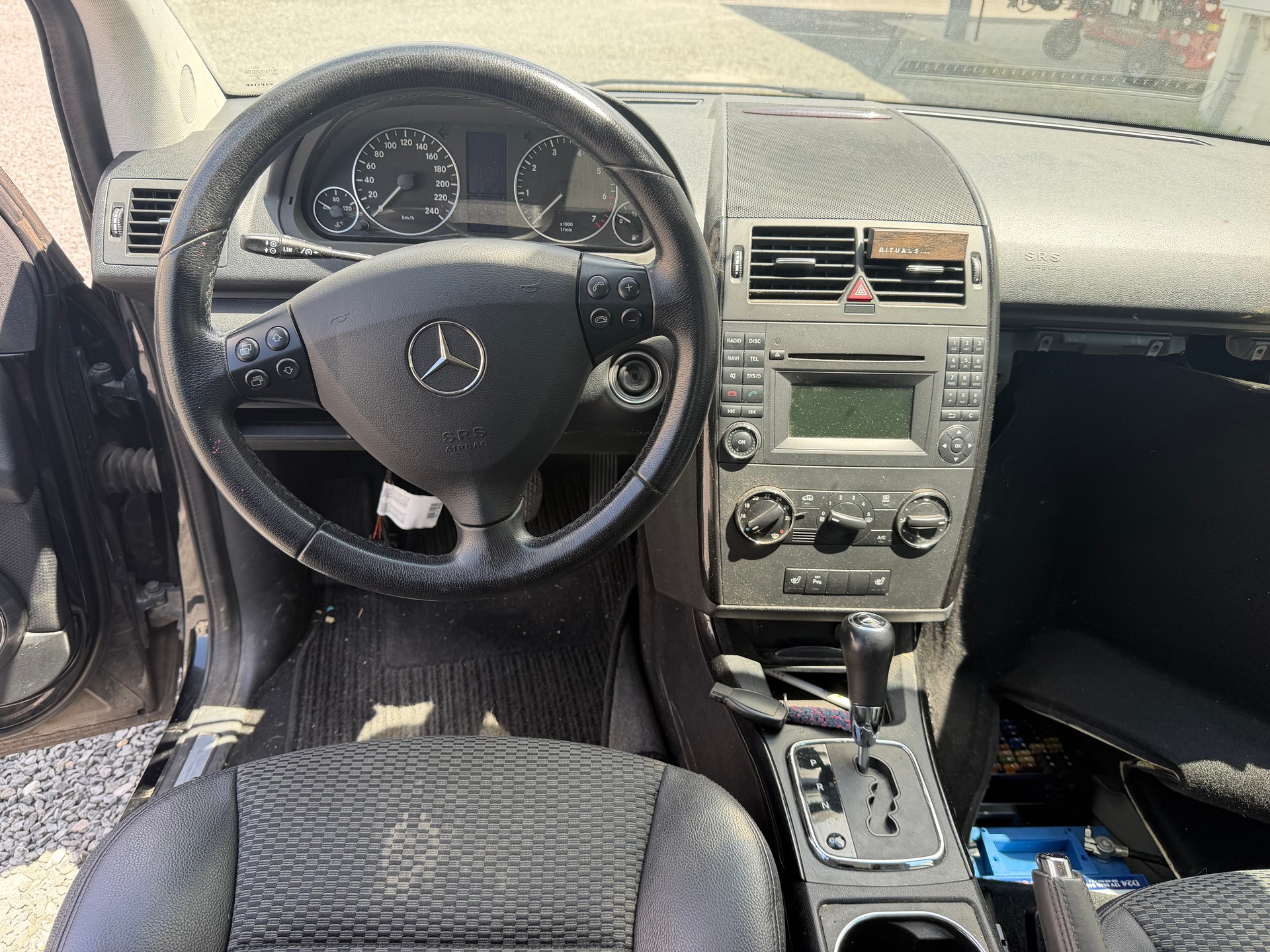 MERCEDES-BENZ A 180 (170) Avantgarde Autotronic-image-9