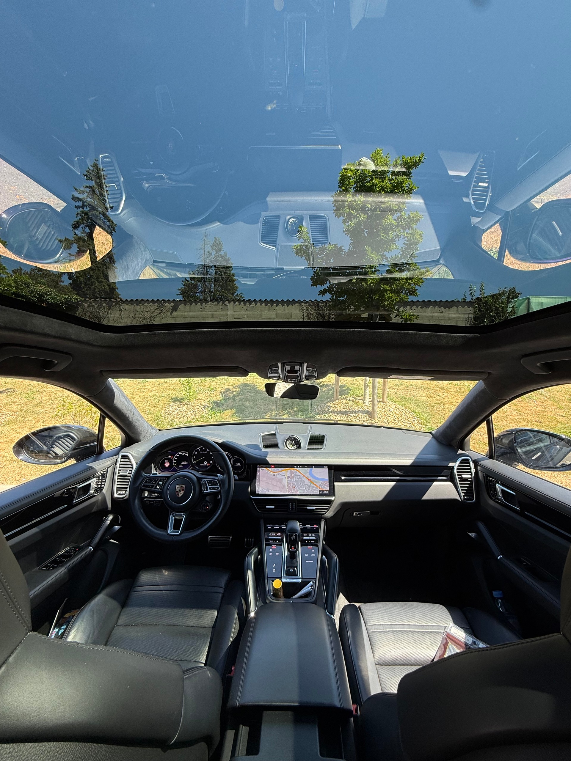 PORSCHE Cayenne Turbo Coupé S E-Hybrid-image-9