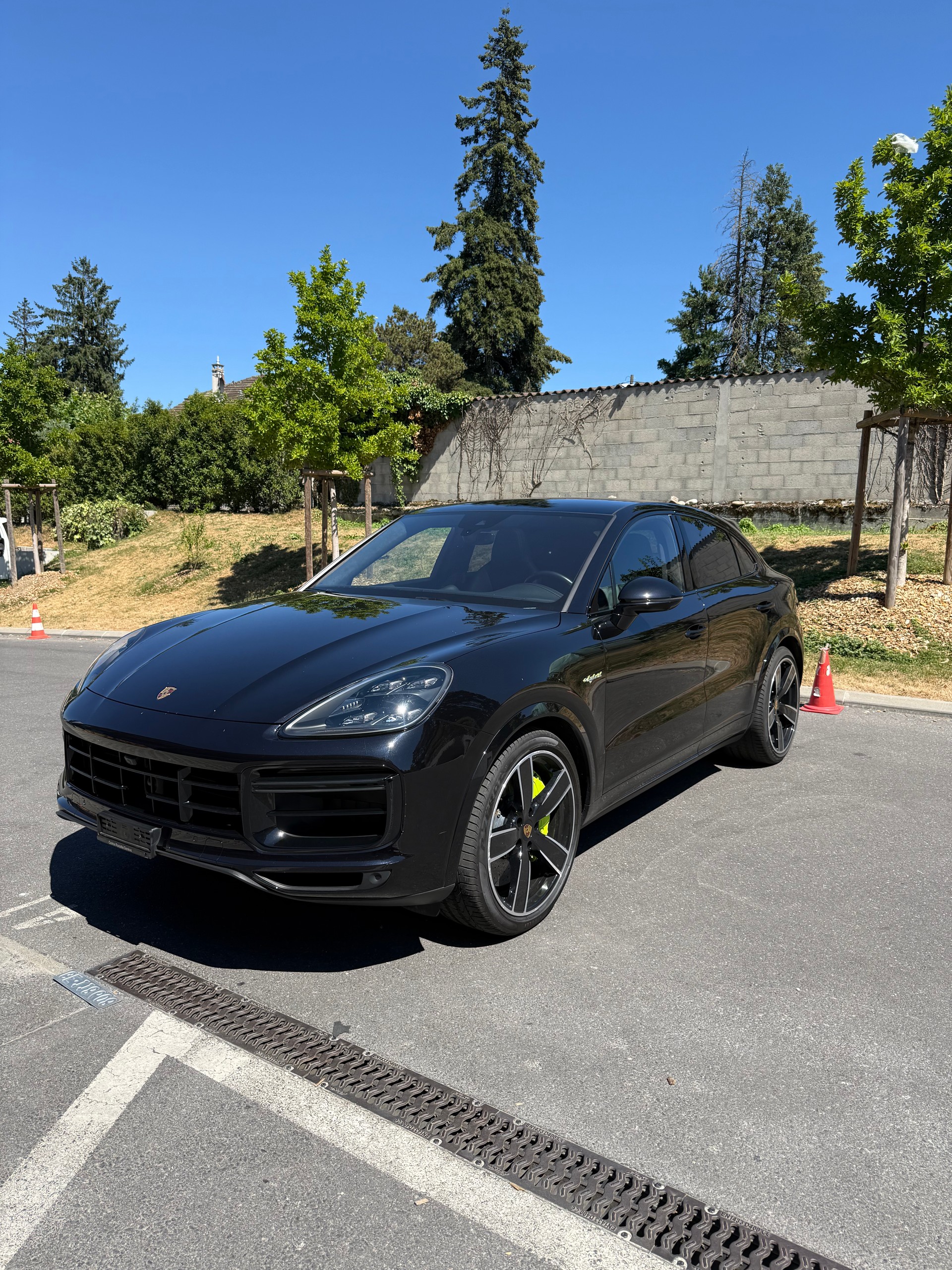 PORSCHE Cayenne Turbo Coupé S E-Hybrid-image-0