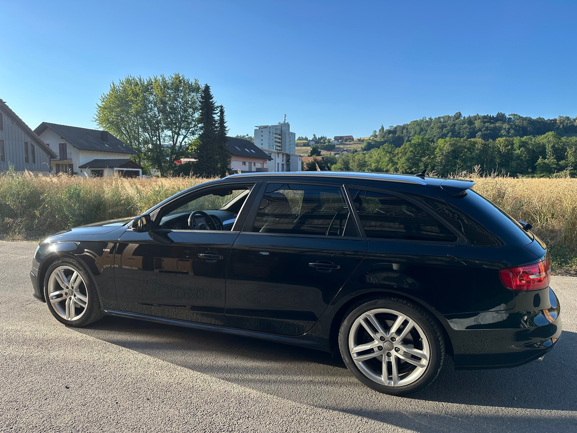 AUDI A4 ALLROAD-image-14