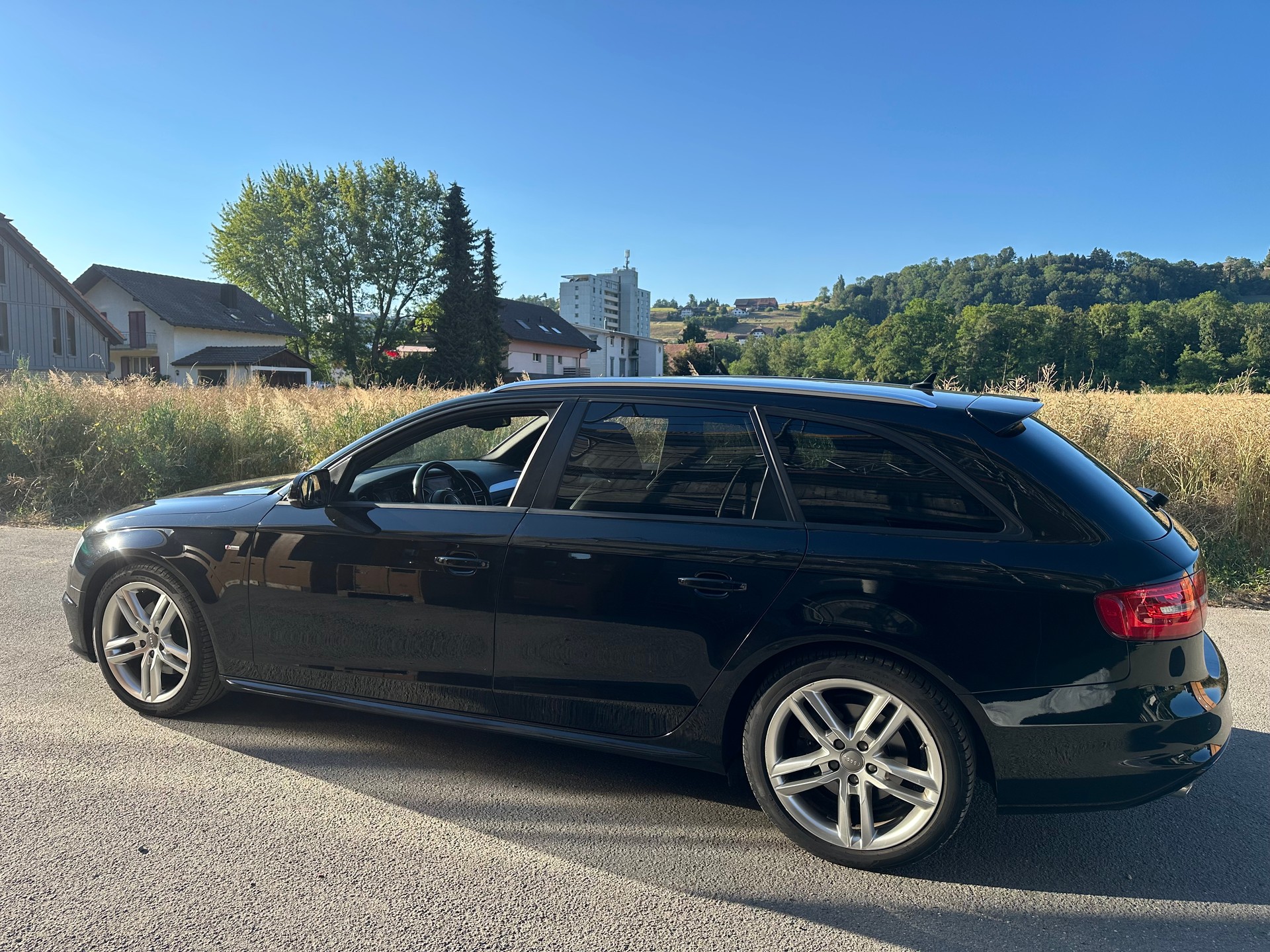 AUDI A4 ALLROAD-image-2
