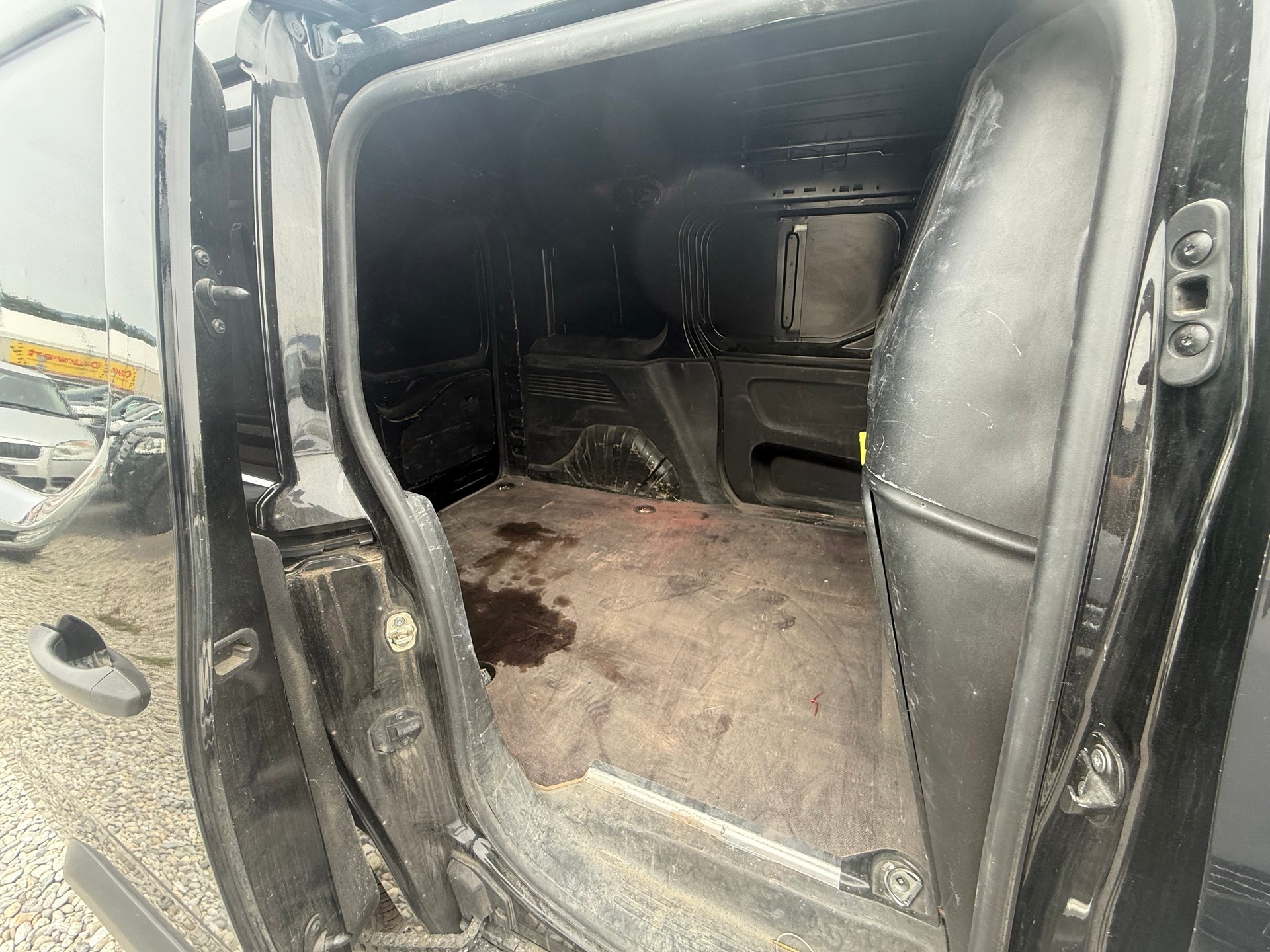PEUGEOT Partner 1.2 Pure Tech s/s Premium 650kg-image-10