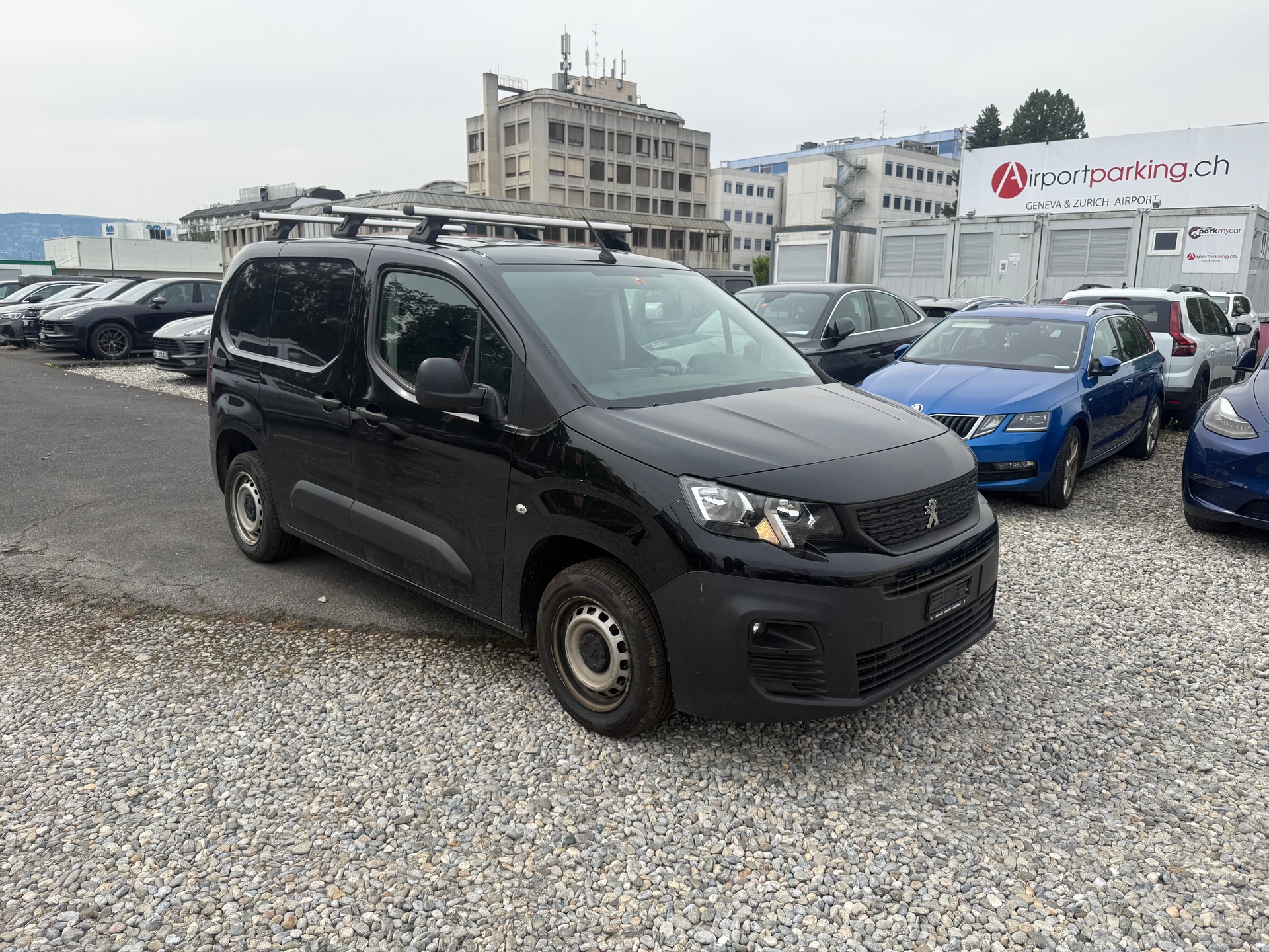 PEUGEOT Partner 1.2 Pure Tech s/s Premium 650kg-image-2