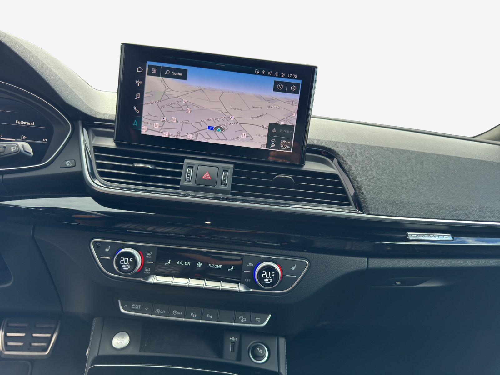 AUDI Q5 Sportback 45 TFSI S line quattro S-tronic-image-10