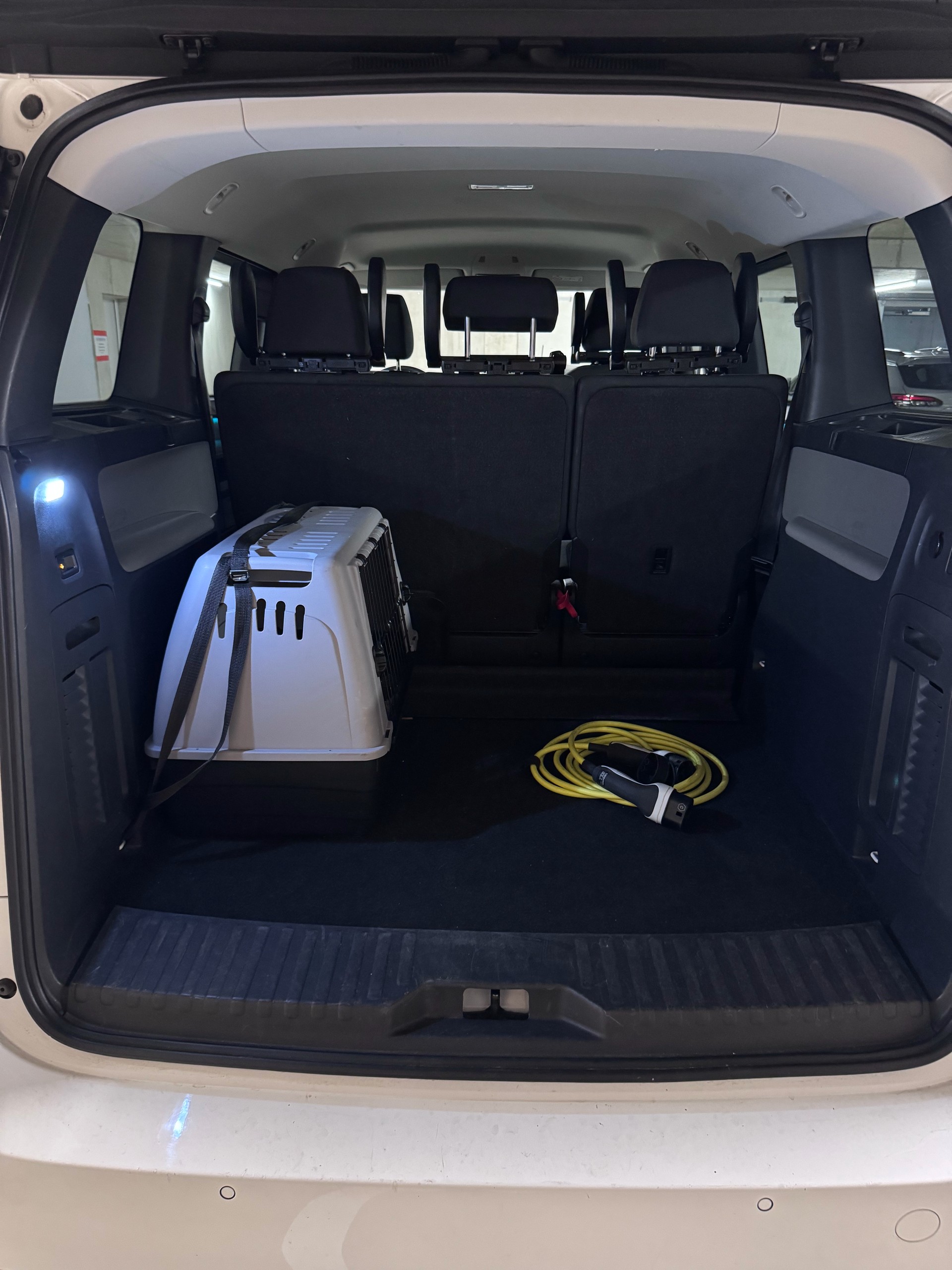 VW 77kWh Pro-image-3