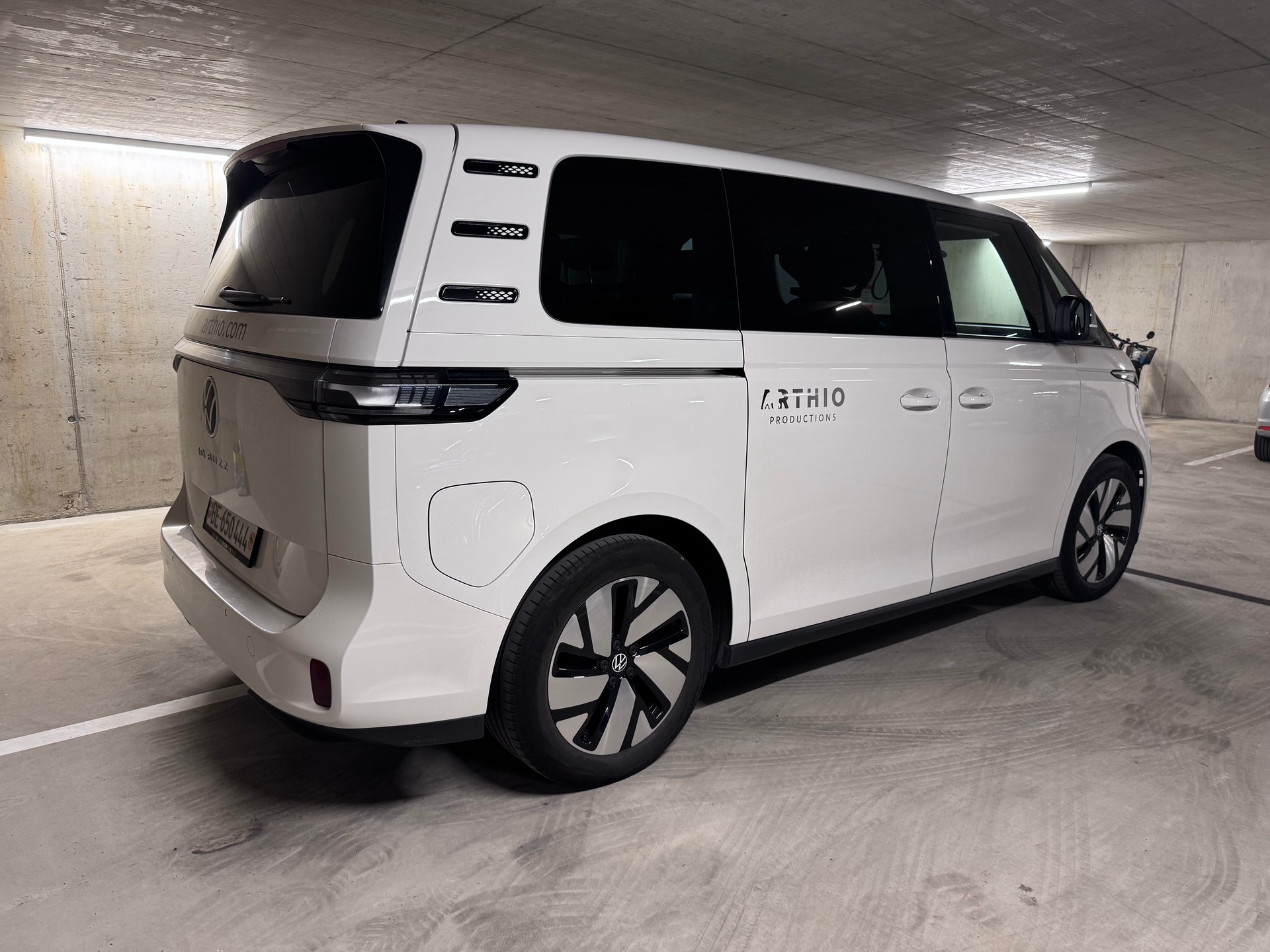 VW 77kWh Pro-image-2