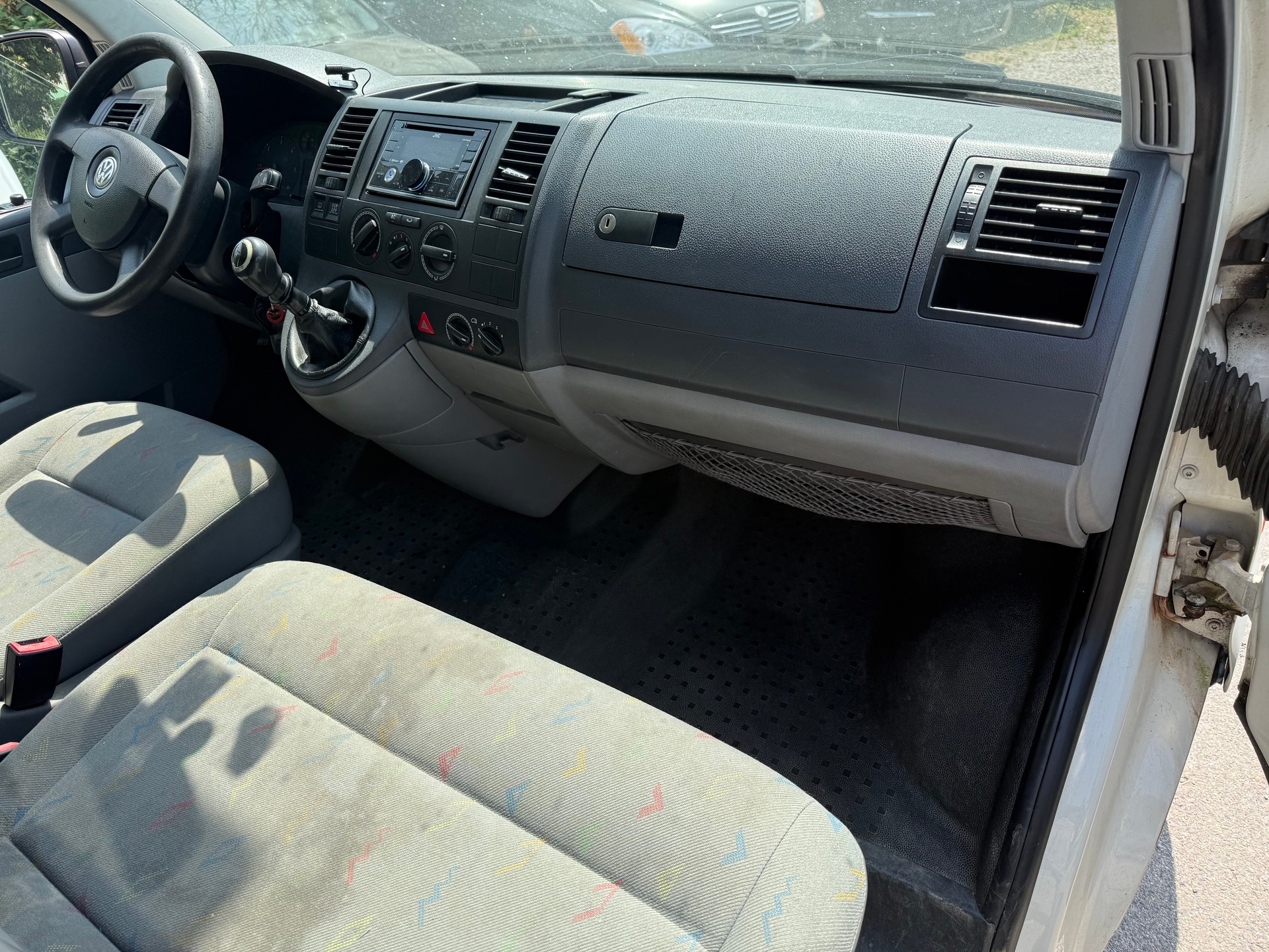 VW T5 2.5 TDI PD 4MOTION-image-9