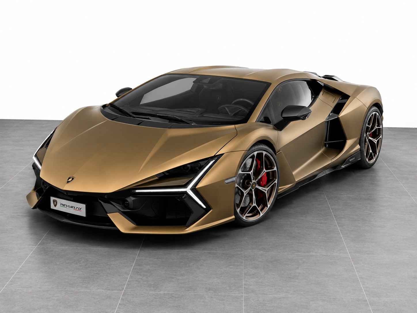 LAMBORGHINI REVUELTO-image-0