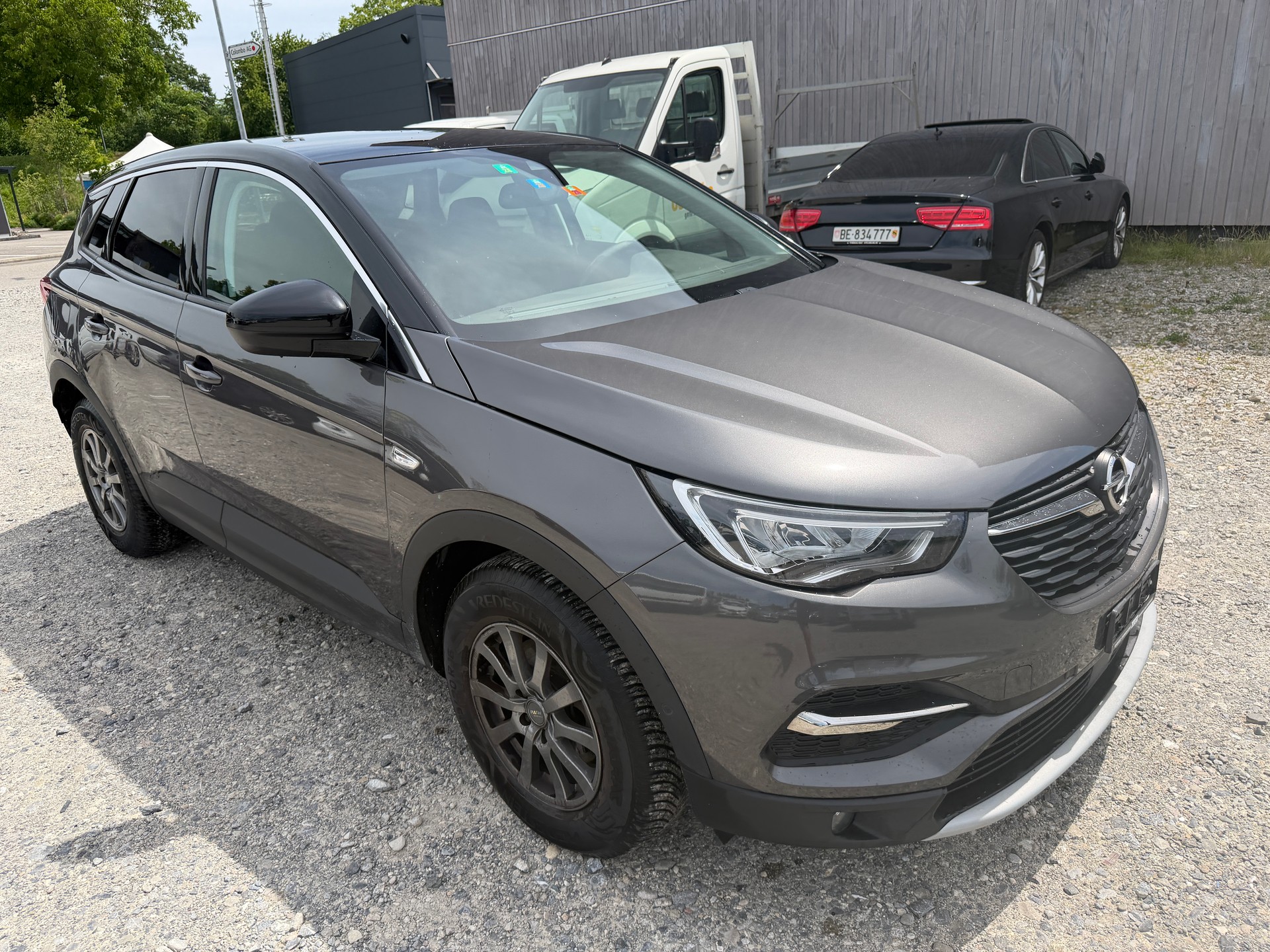 OPEL Grandland X 1.2i TP Ultimate Automatik-image-1