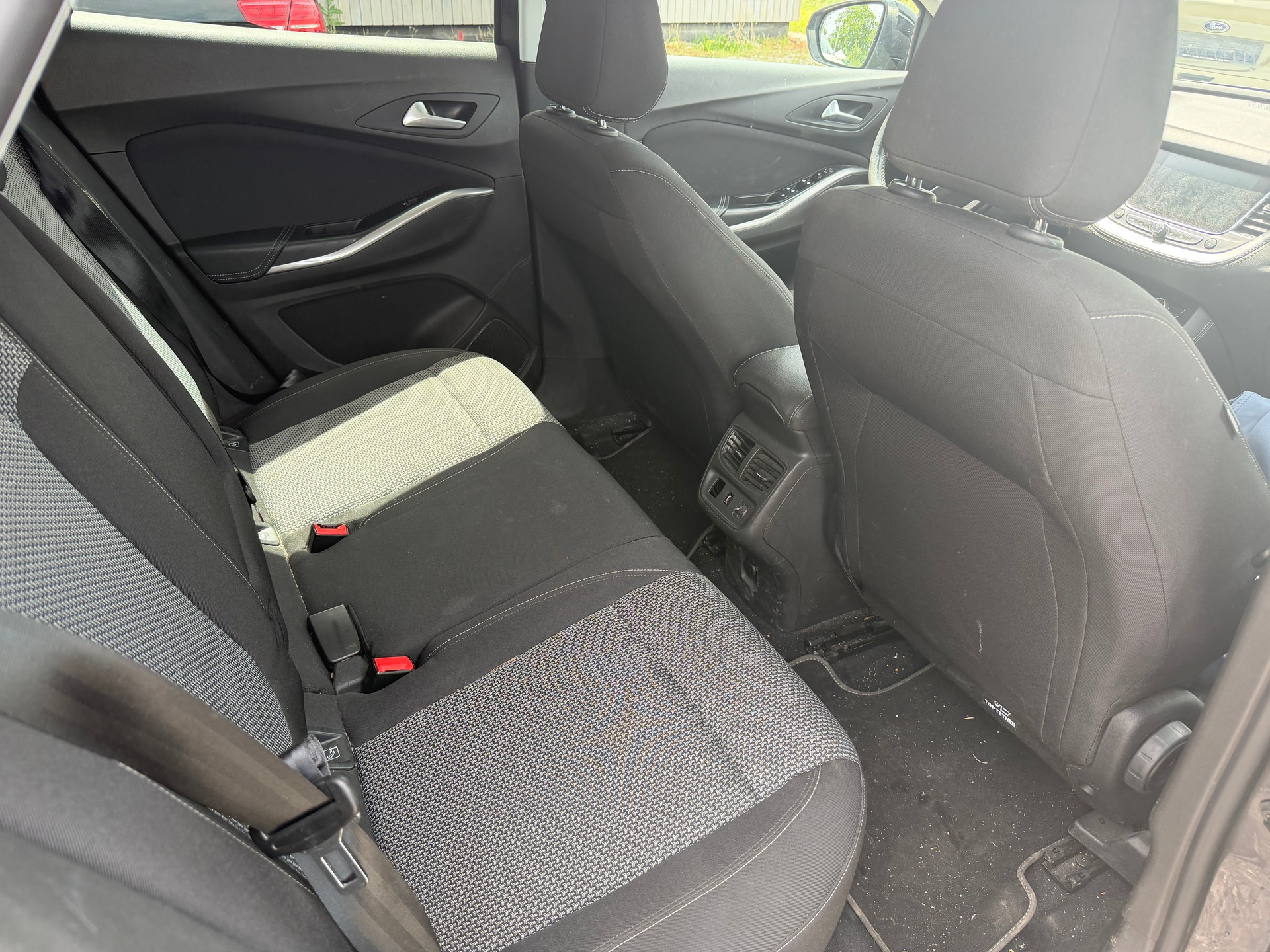 OPEL Grandland X 1.2i TP Ultimate Automatik-image-5