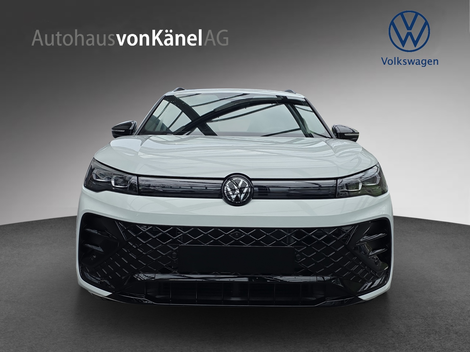 VW Tiguan 2.0 TSI DSG R-Line Plus 4Motion-showroom-element-3
