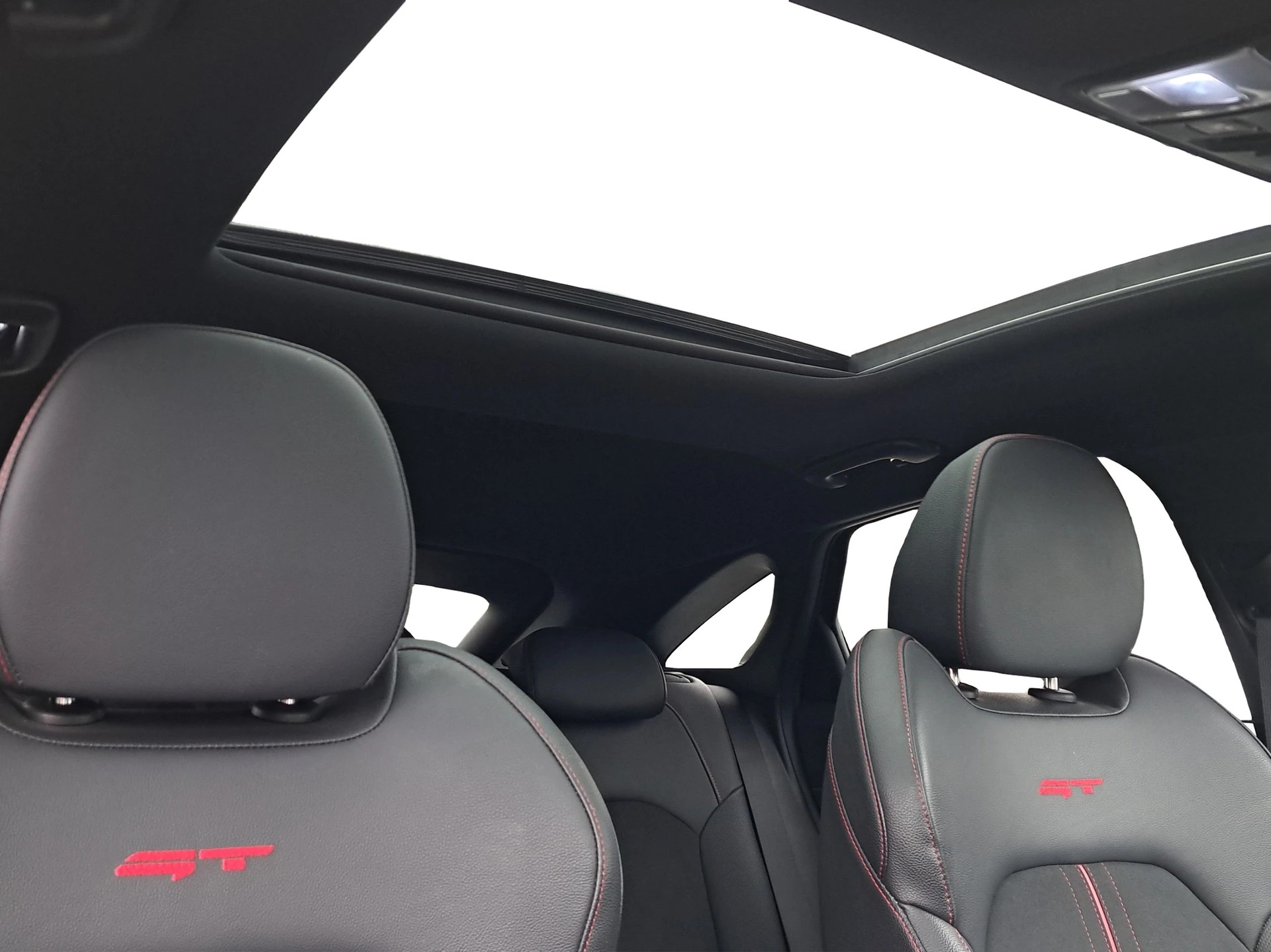 KIA ProCeed 1.6 T-GDi GT DCT-image-11