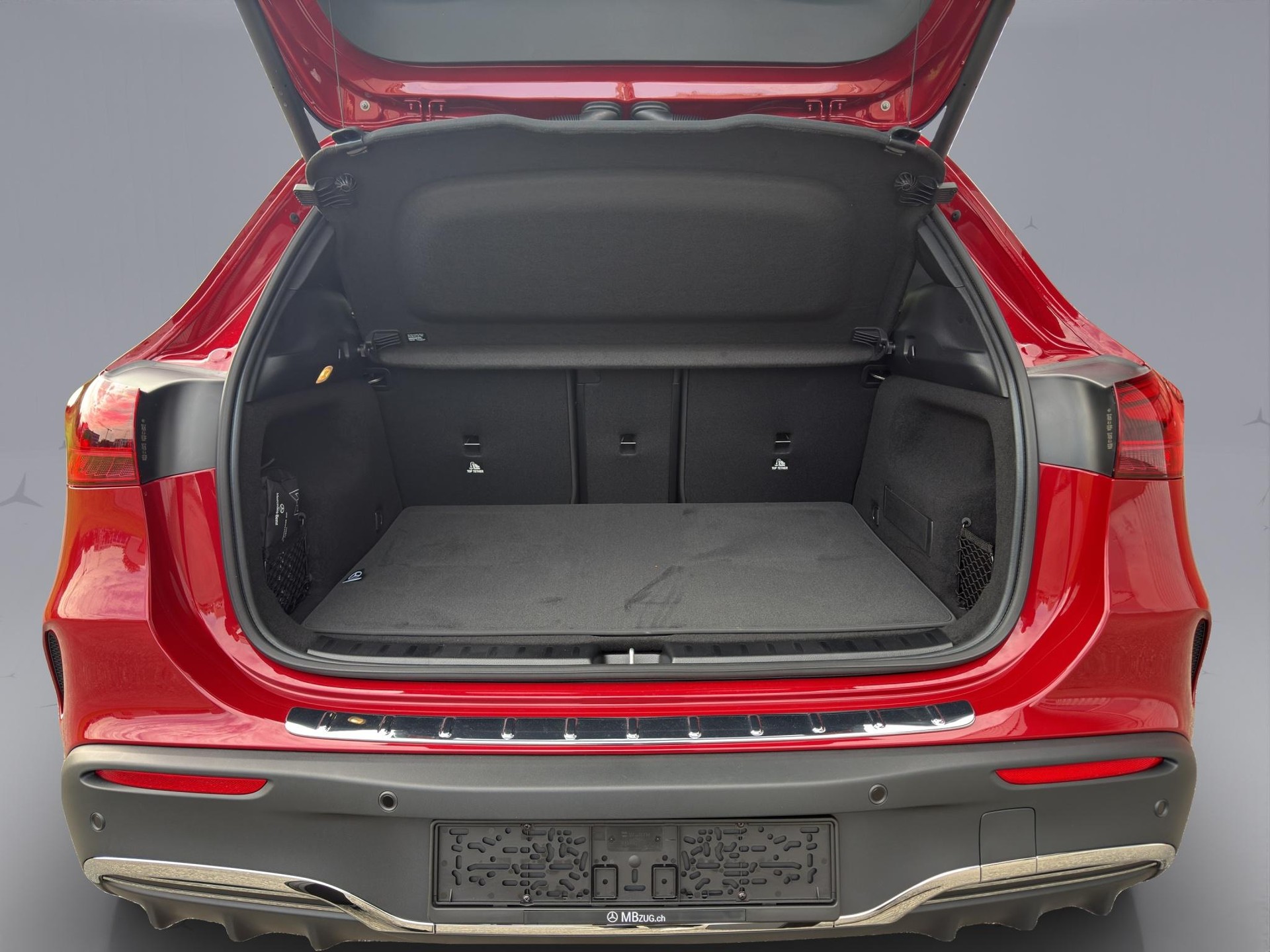 MERCEDES-BENZ EQA 300 Excellence AMG Line 4matic-image-18