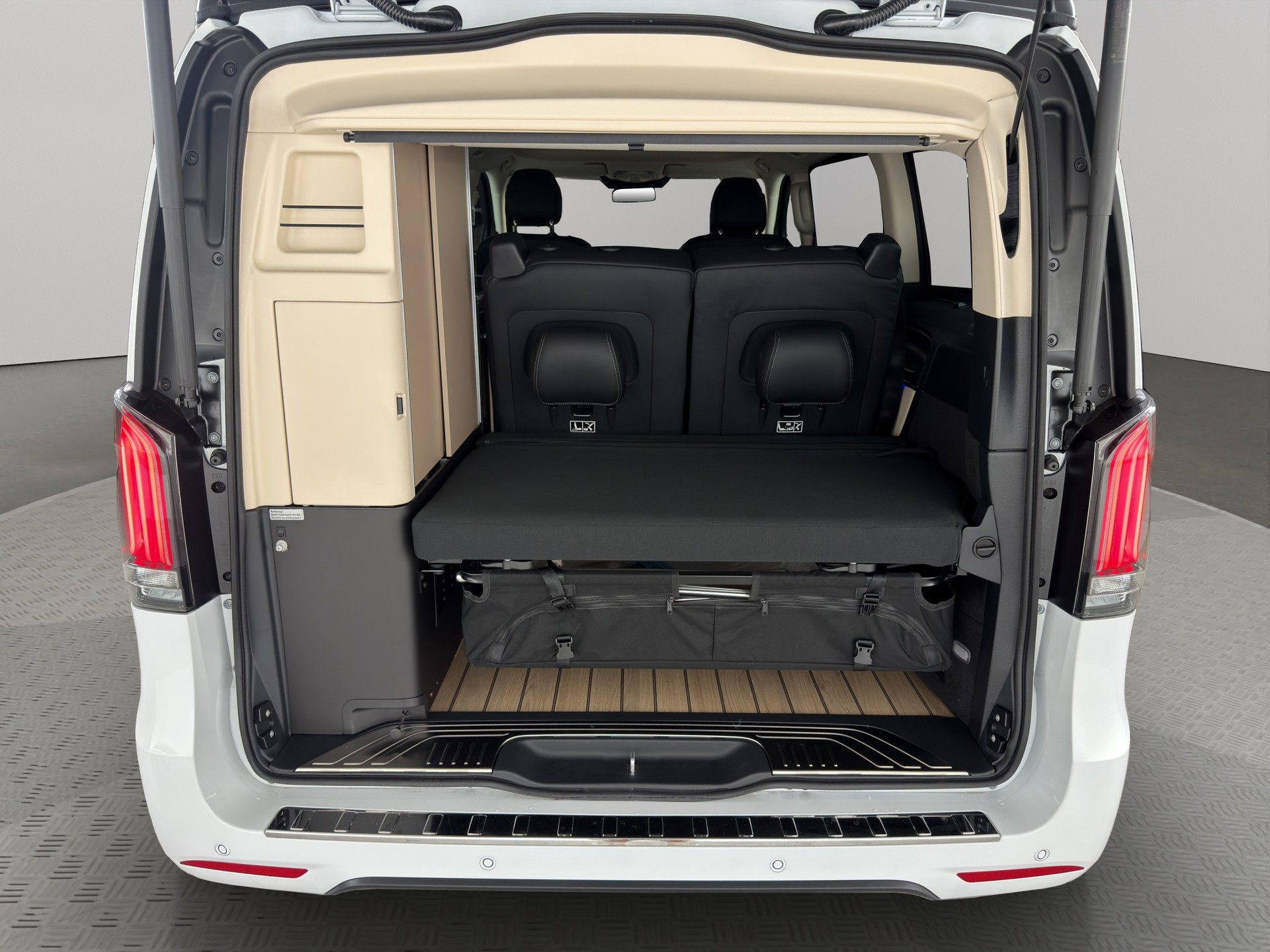 MERCEDES-BENZ Marco Polo 300 d-image-7