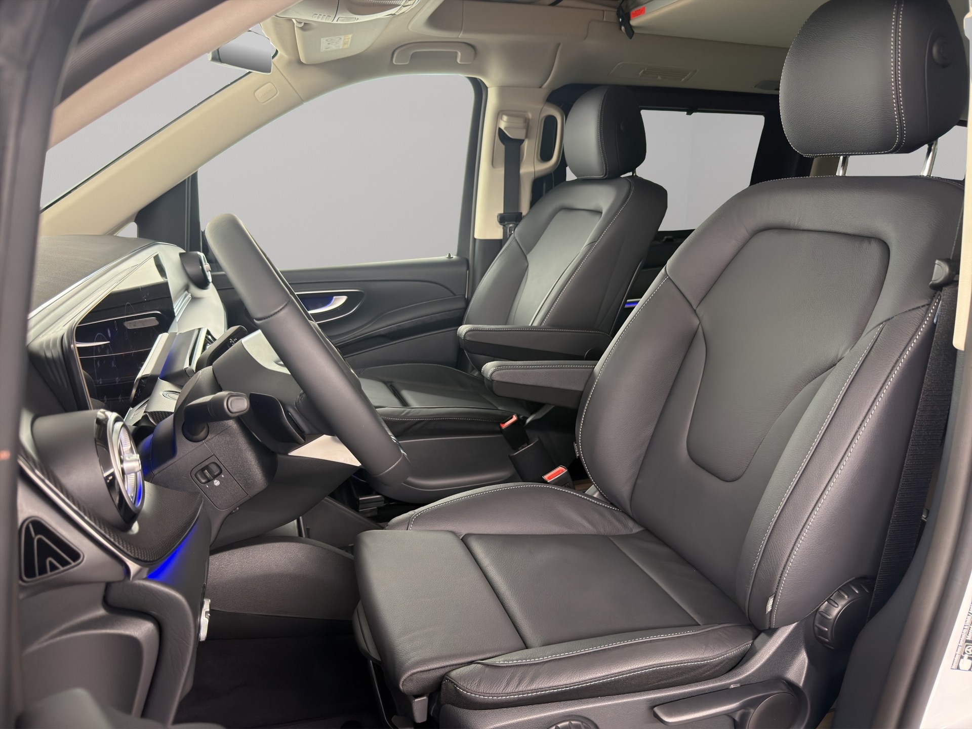 MERCEDES-BENZ Marco Polo 300 d-image-9