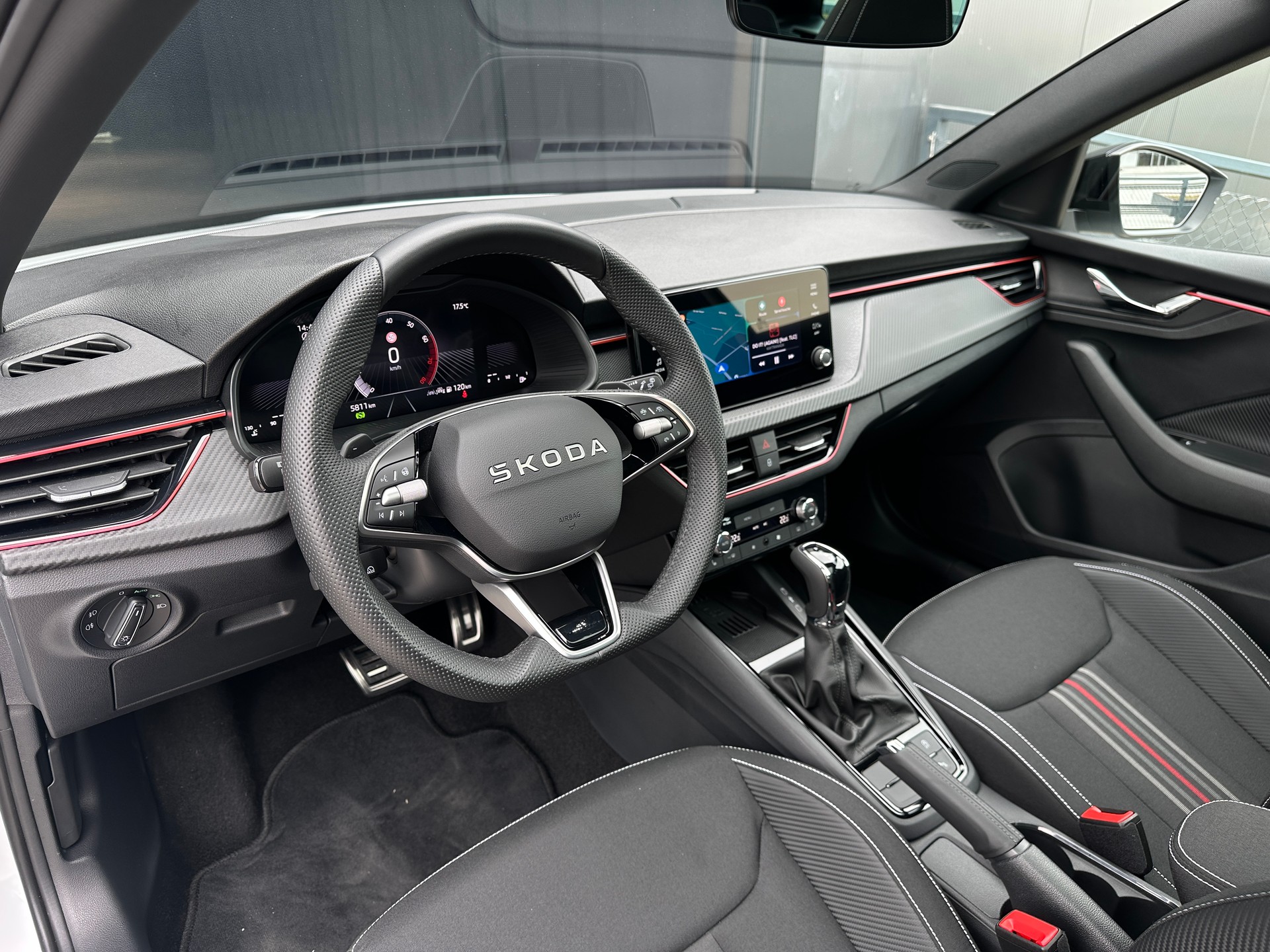 SKODA Scala 1.5 TSI Monte Carlo DSG-image-13