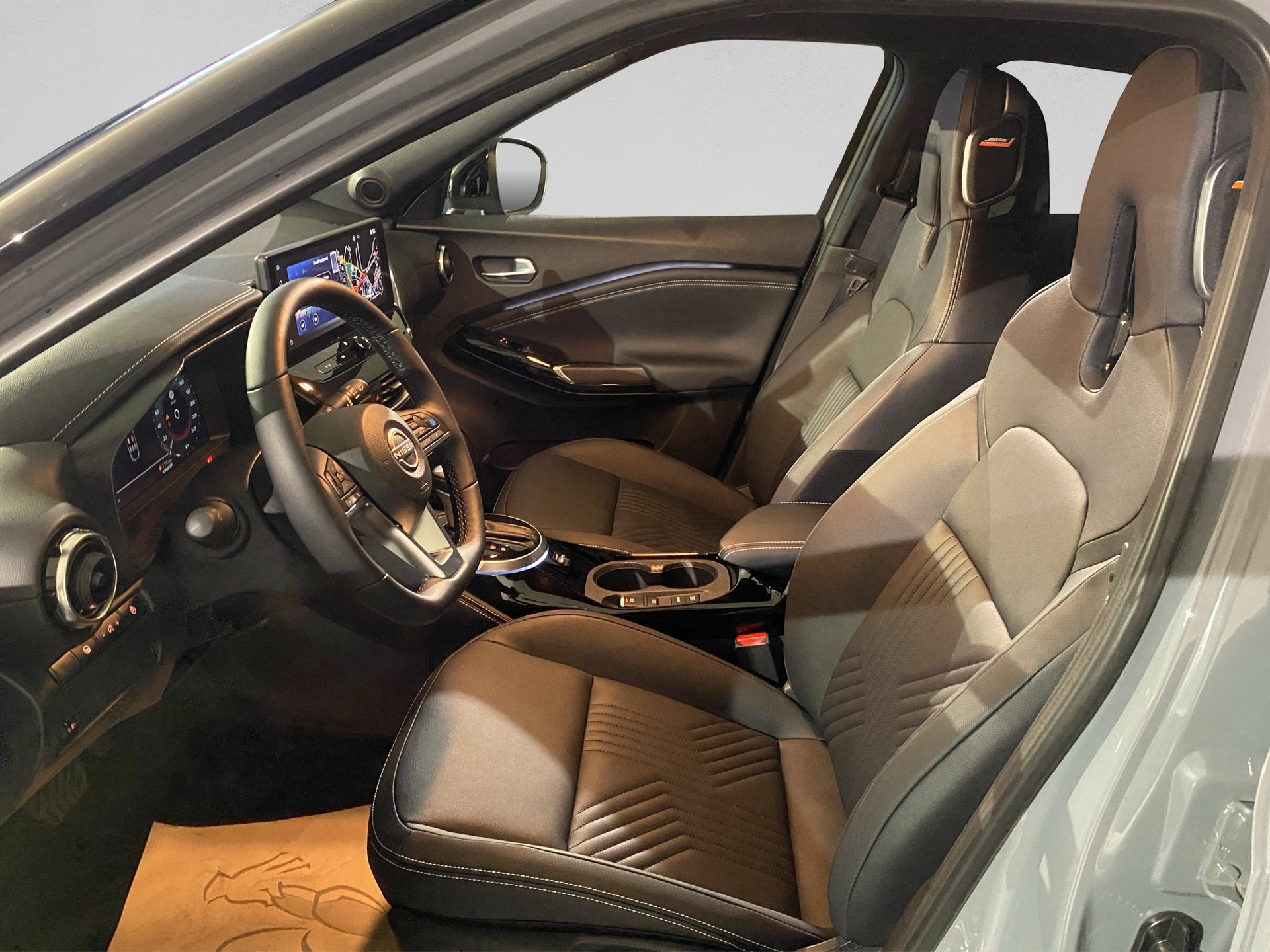 NISSAN Juke 1.6 FHEV Tekna leasing sans apport 60 mois 10 000 kms dés 481 chf/ mois-image-5