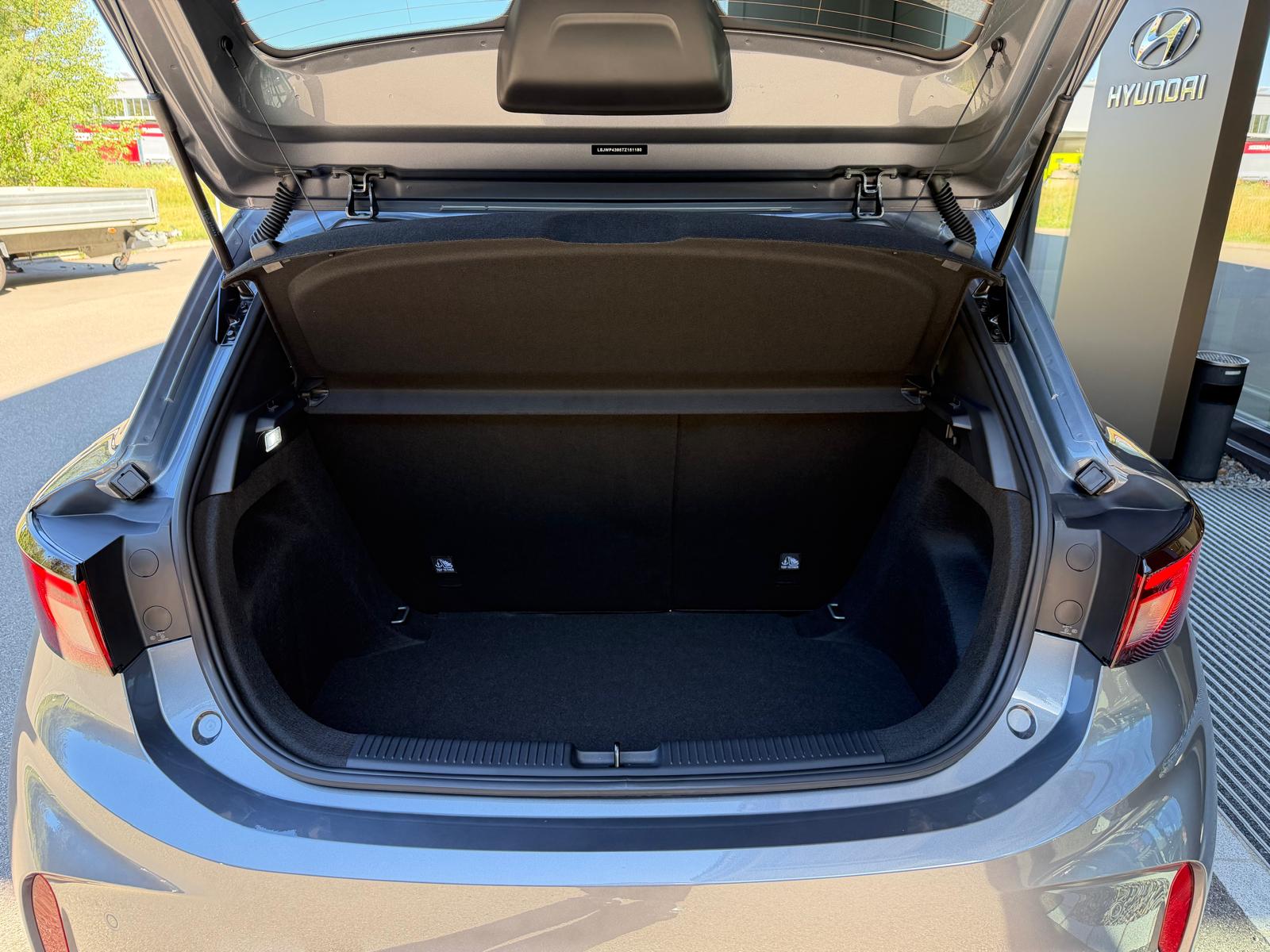 MG 3 1.5 Hybrid Luxury Aut.-image-8