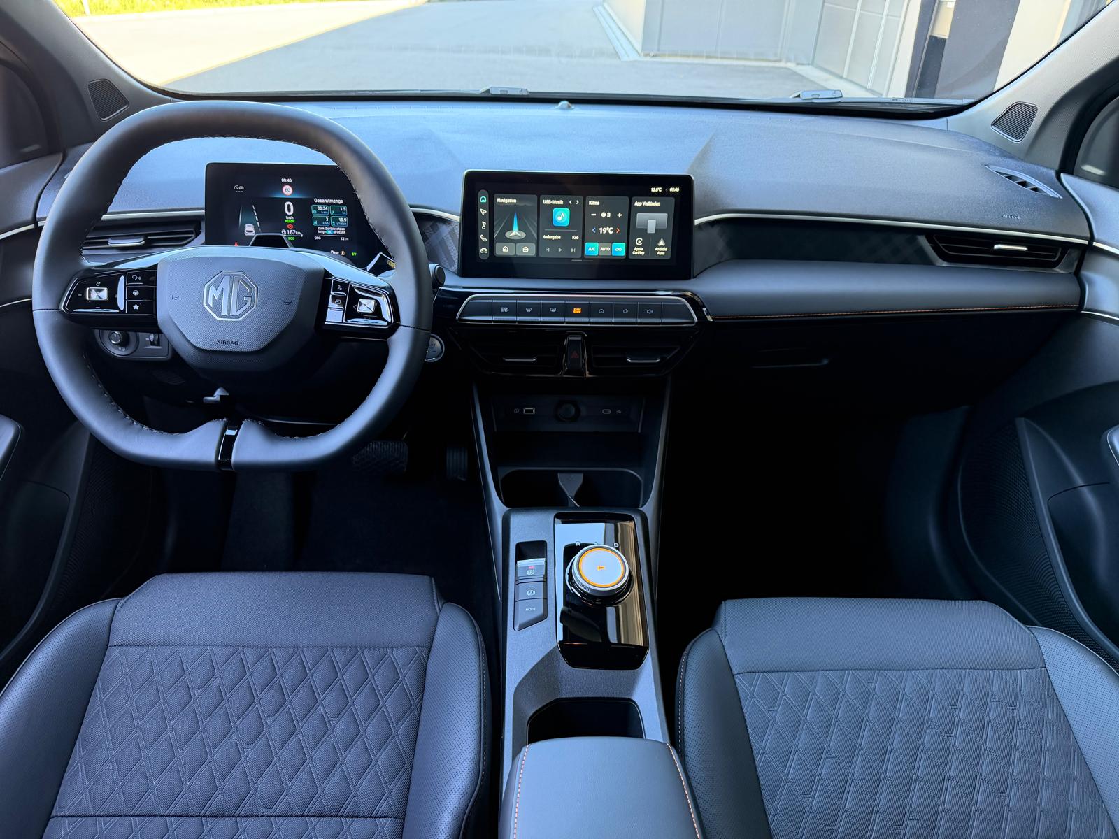 MG 3 1.5 Hybrid Luxury Aut.-image-12