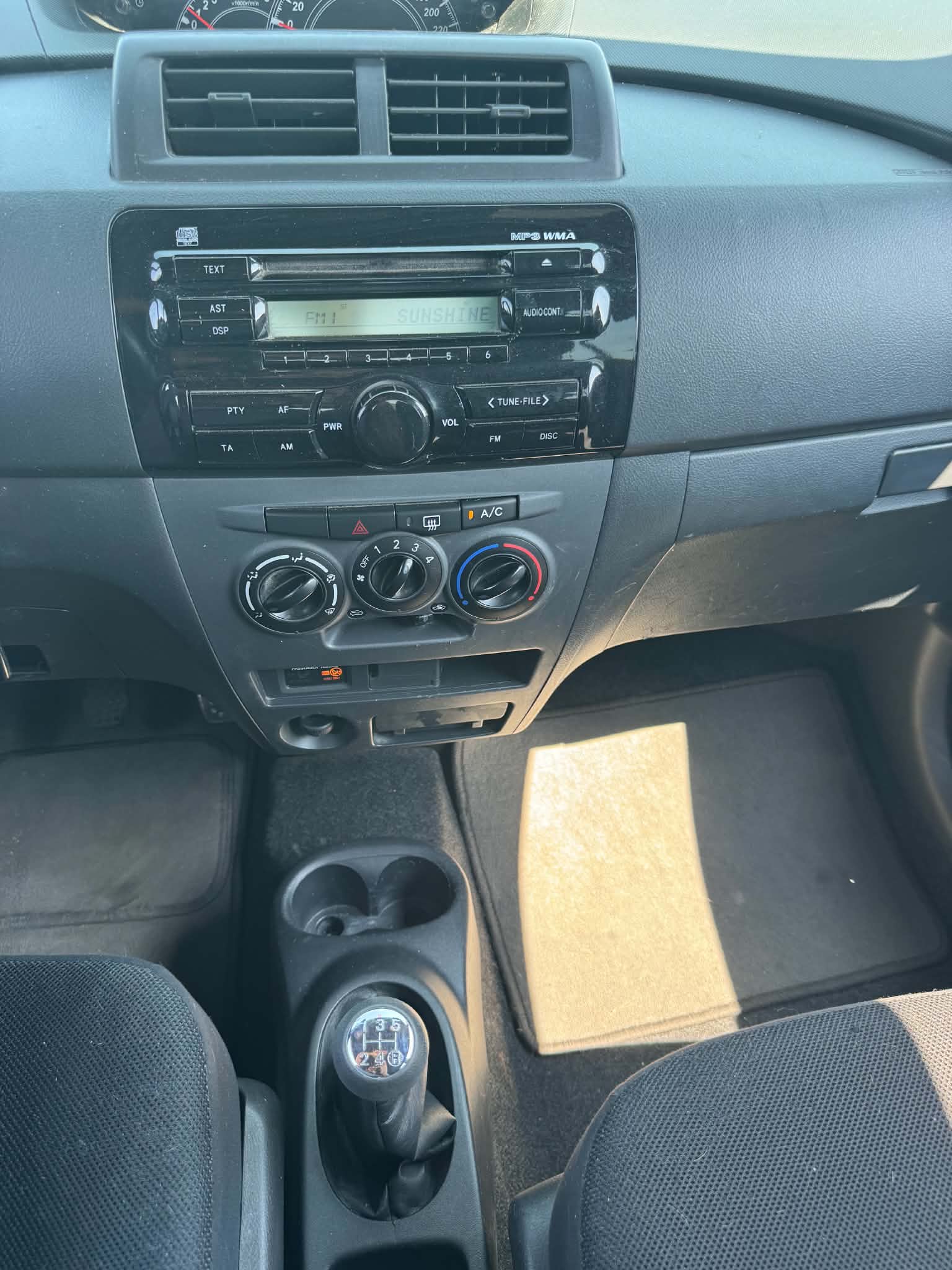 DAIHATSU Materia 1.3-image-7