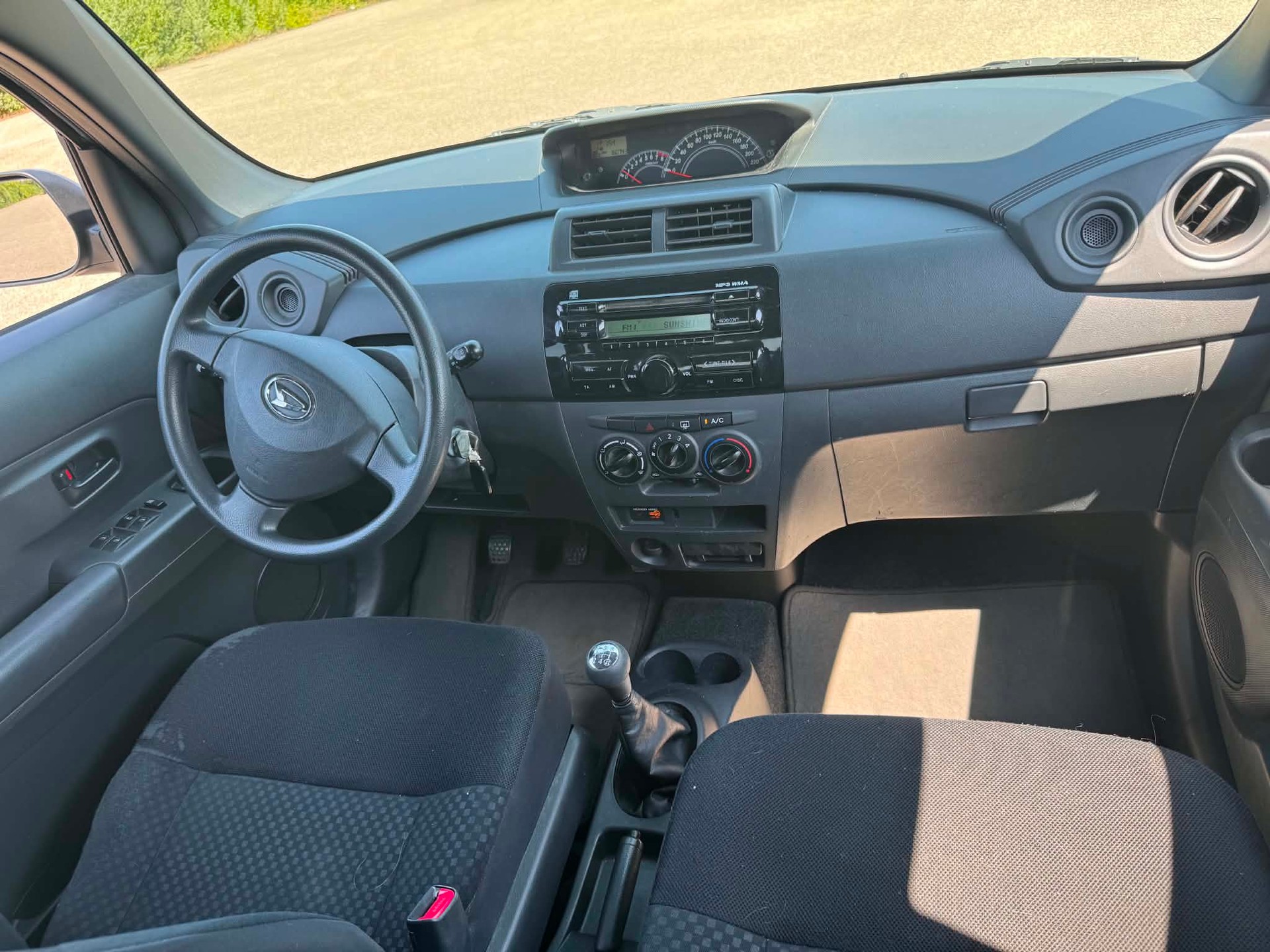 DAIHATSU Materia 1.3-image-2