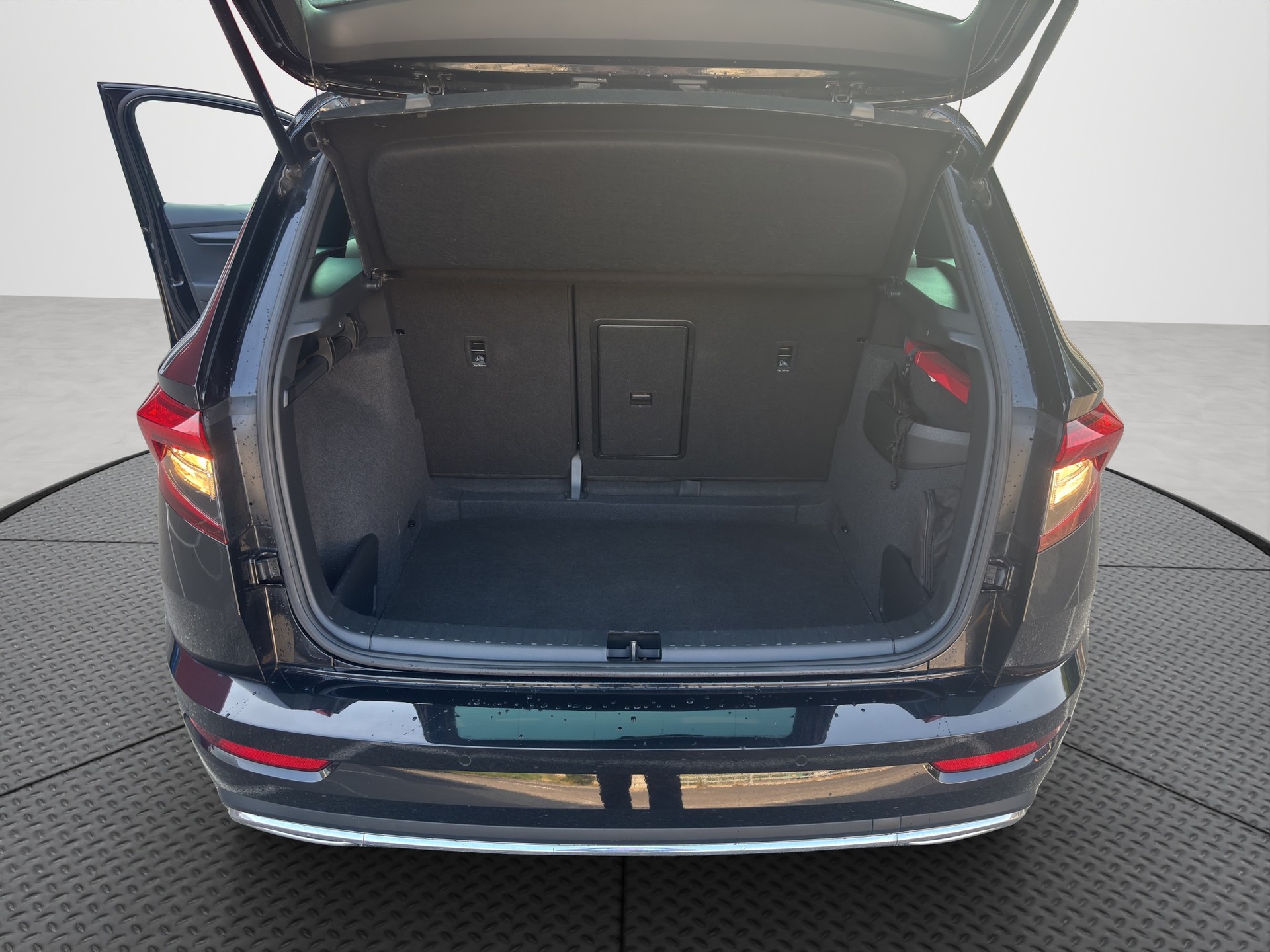 SKODA Karoq 1.5 TSI ACT SportLine DSG-image-14