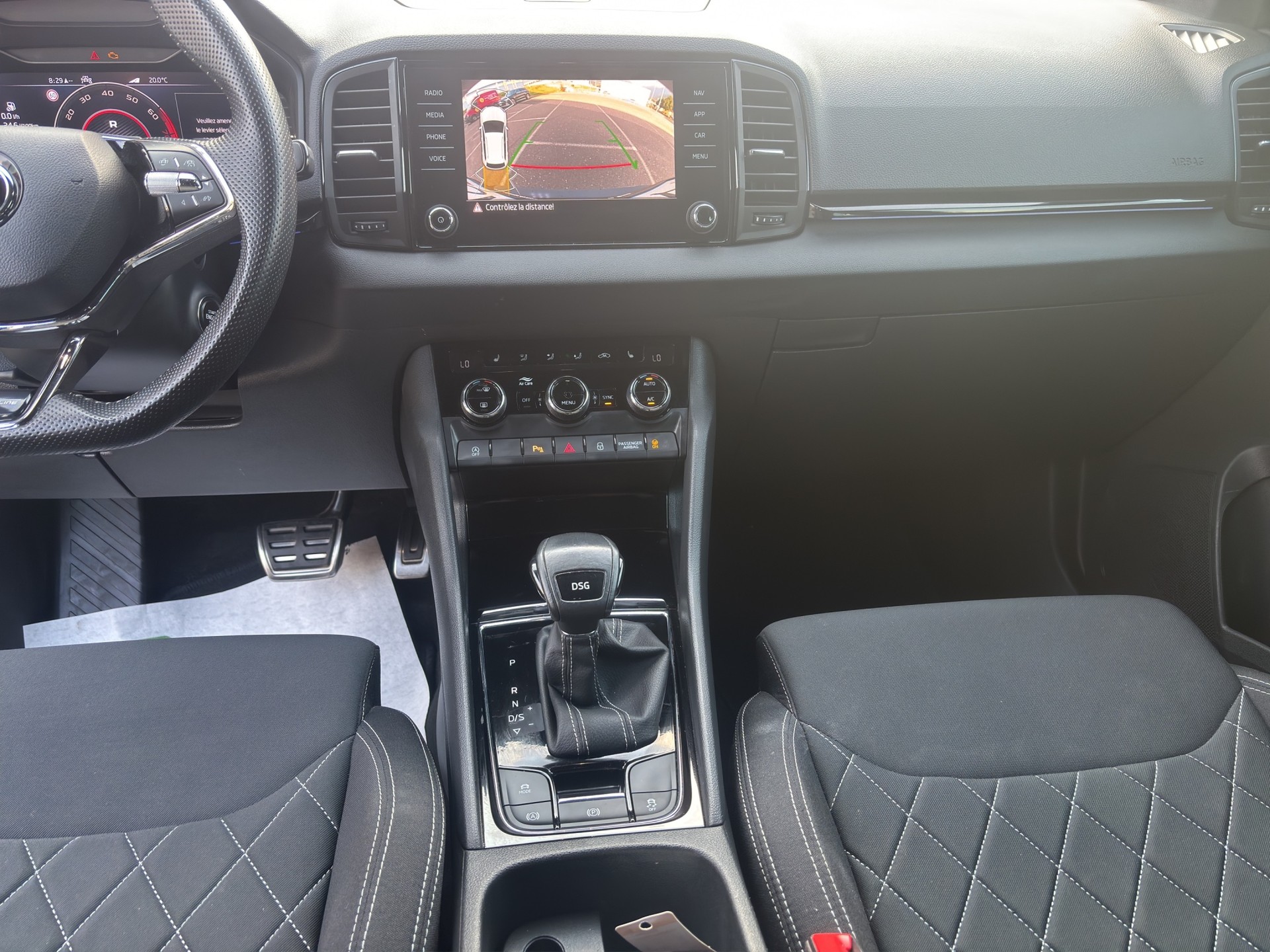 SKODA Karoq 1.5 TSI ACT SportLine DSG-image-12
