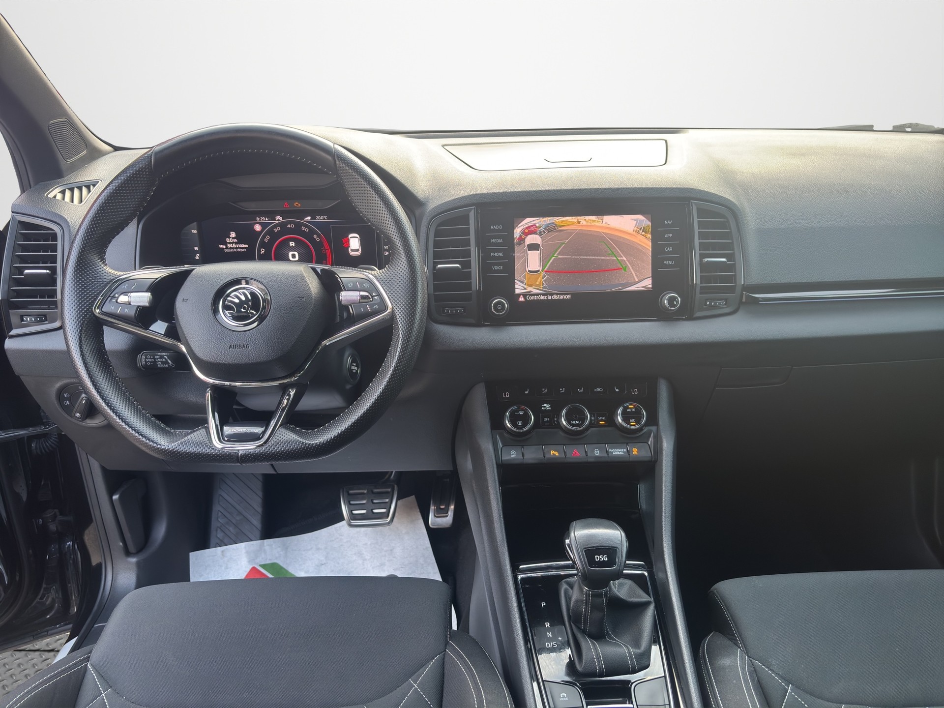 SKODA Karoq 1.5 TSI ACT SportLine DSG-image-11